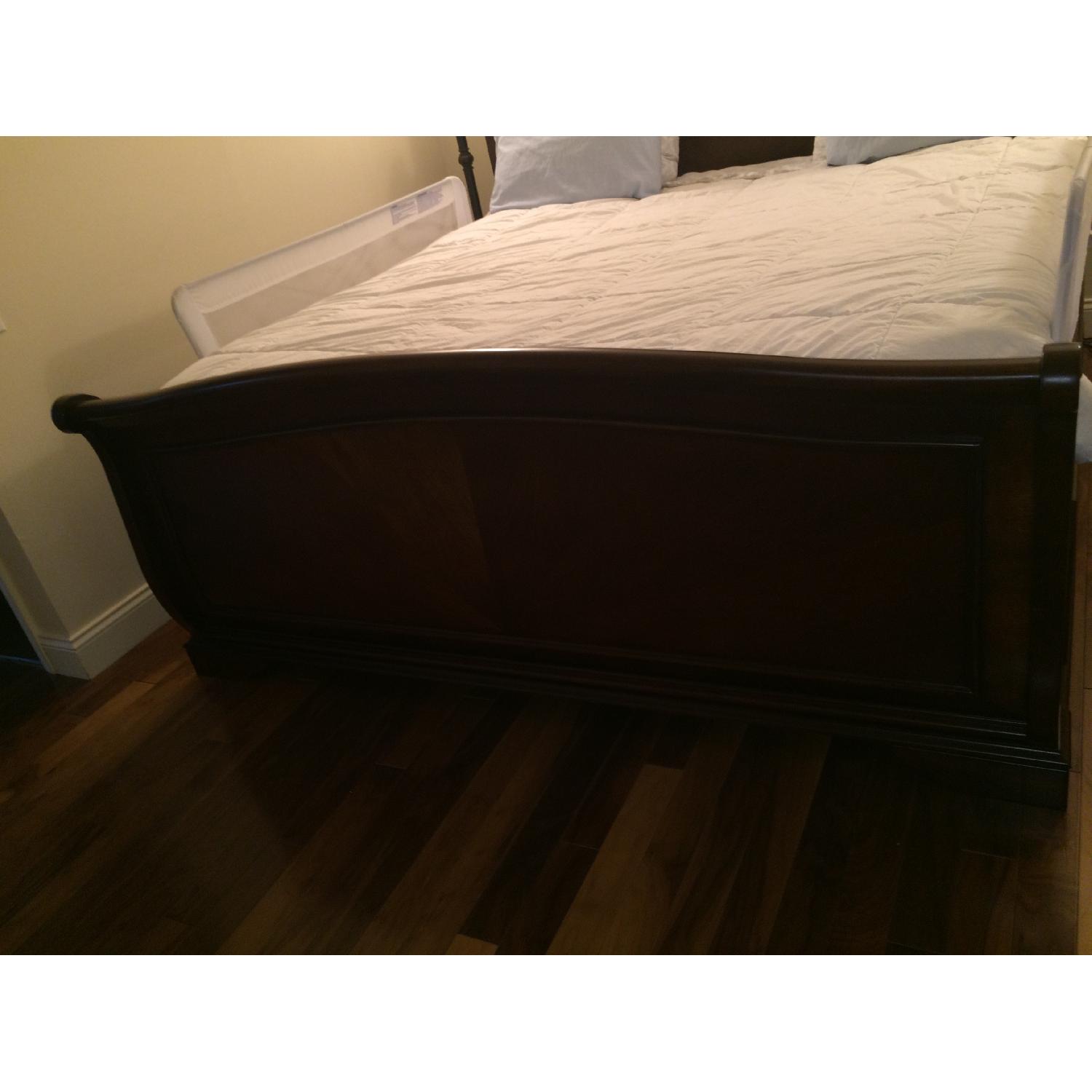 Raymour & Flanigan Heritage Court King Size Bed - image-9
