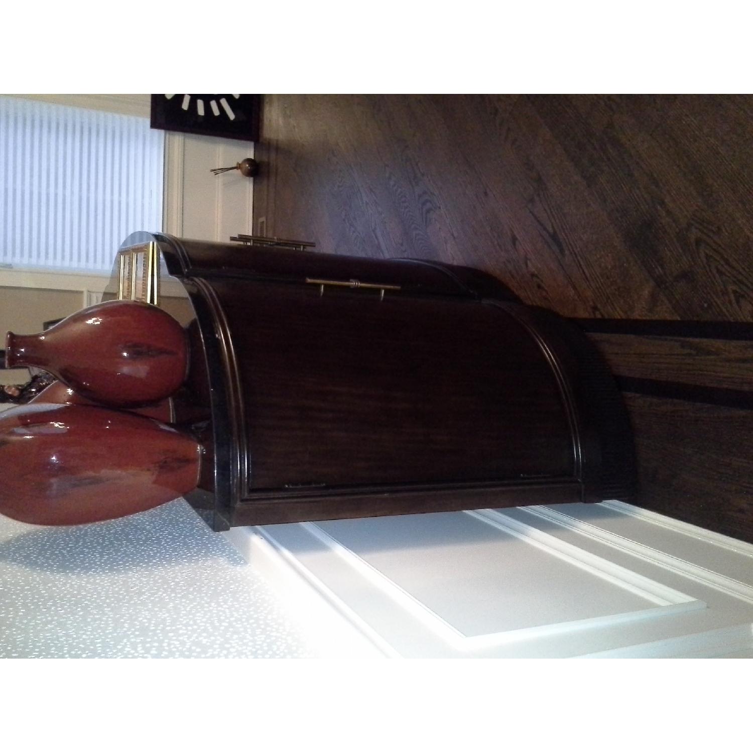 Einsten Moomjy Buffet/China Cabinet - image-2