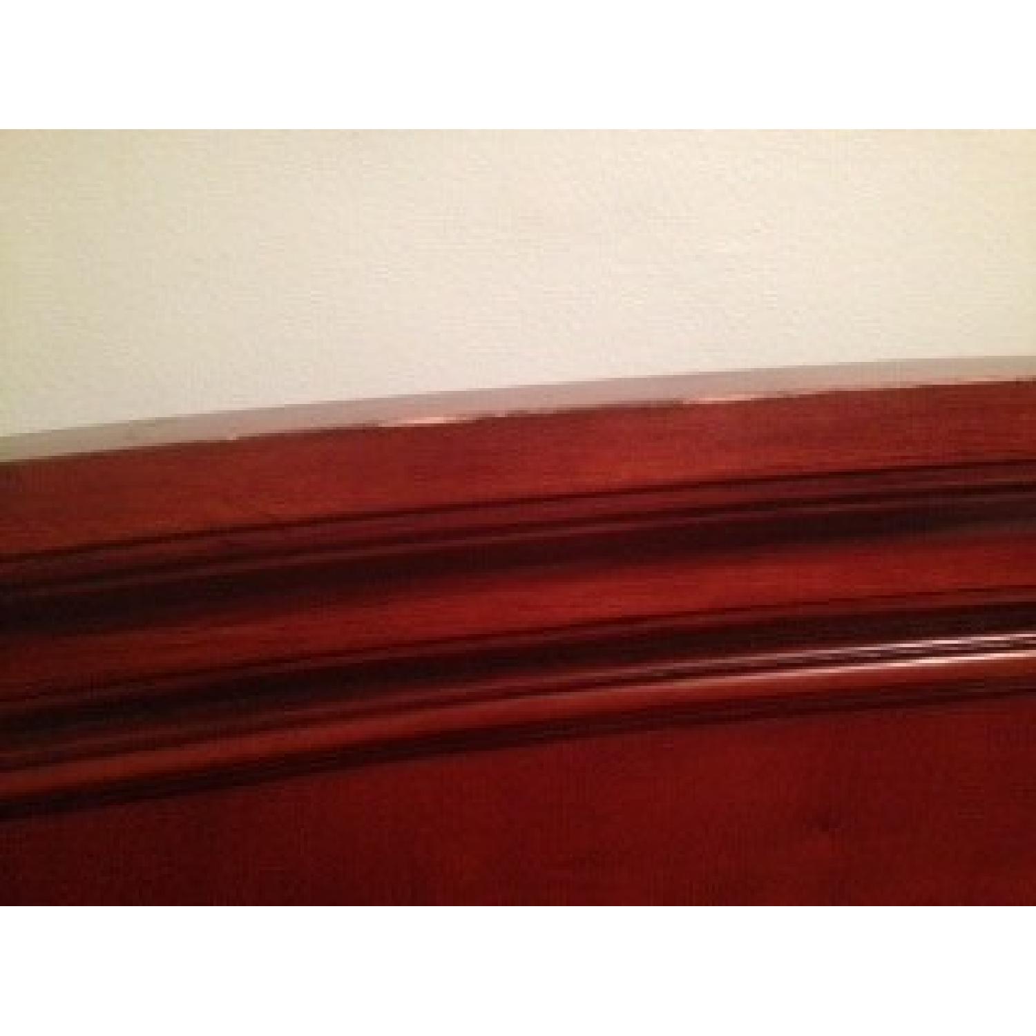 Raymour & Flanigan 4 Piece Wood Bedroom Set - image-5