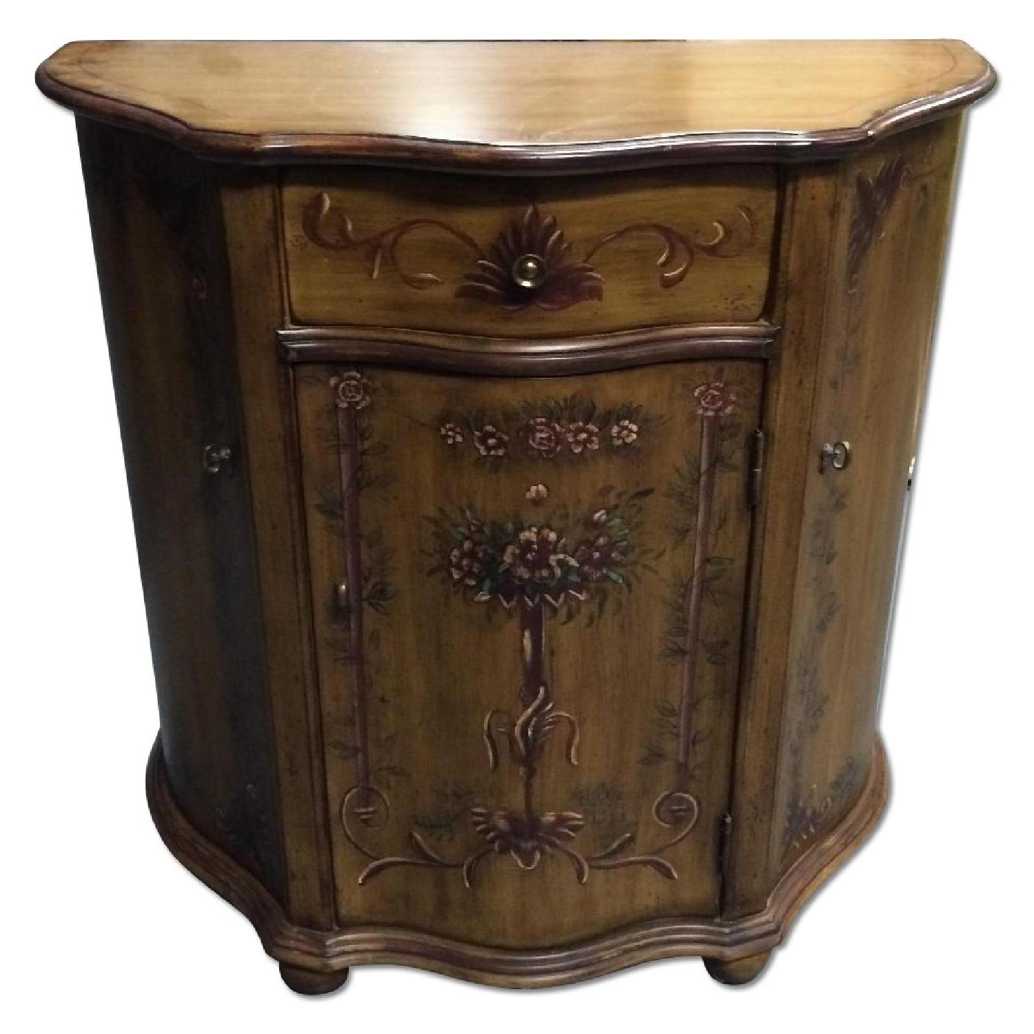 St. Louis Boutique End Table