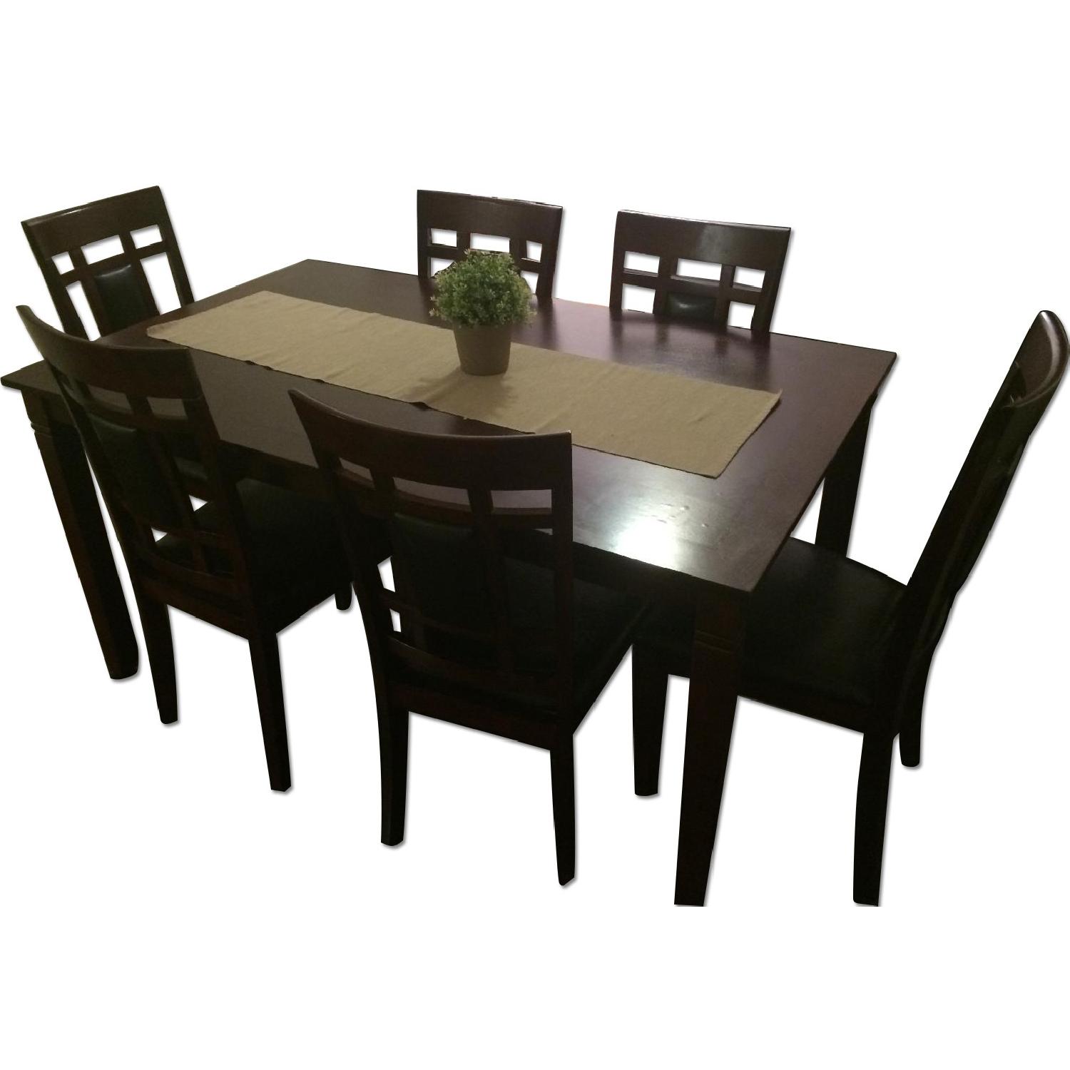 Dining Table w/ 6 Chairs - image-0