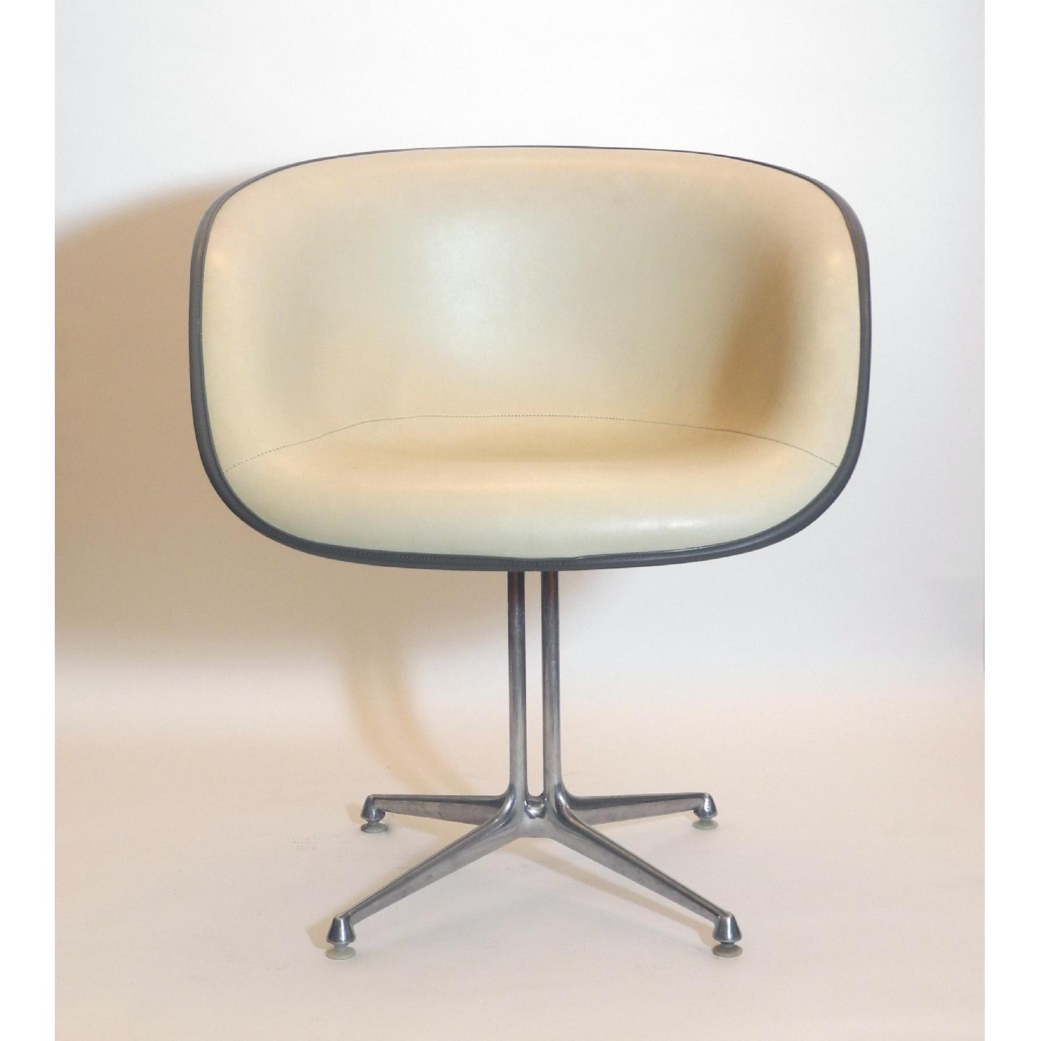 Herman Miller La Fonda Alexander Girard Armchair - Thumbnail 4