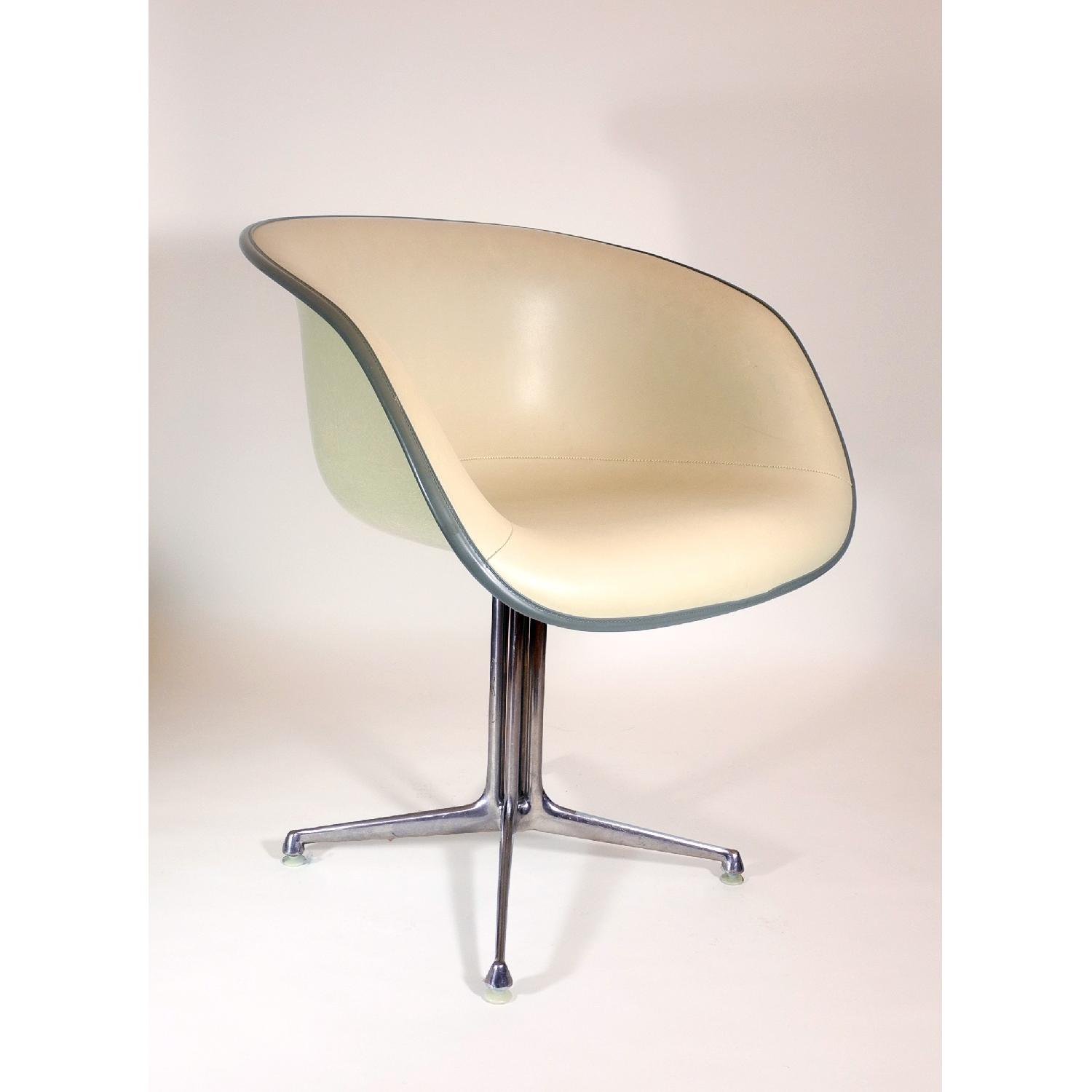 Herman Miller La Fonda Alexander Girard Armchair - Thumbnail 2