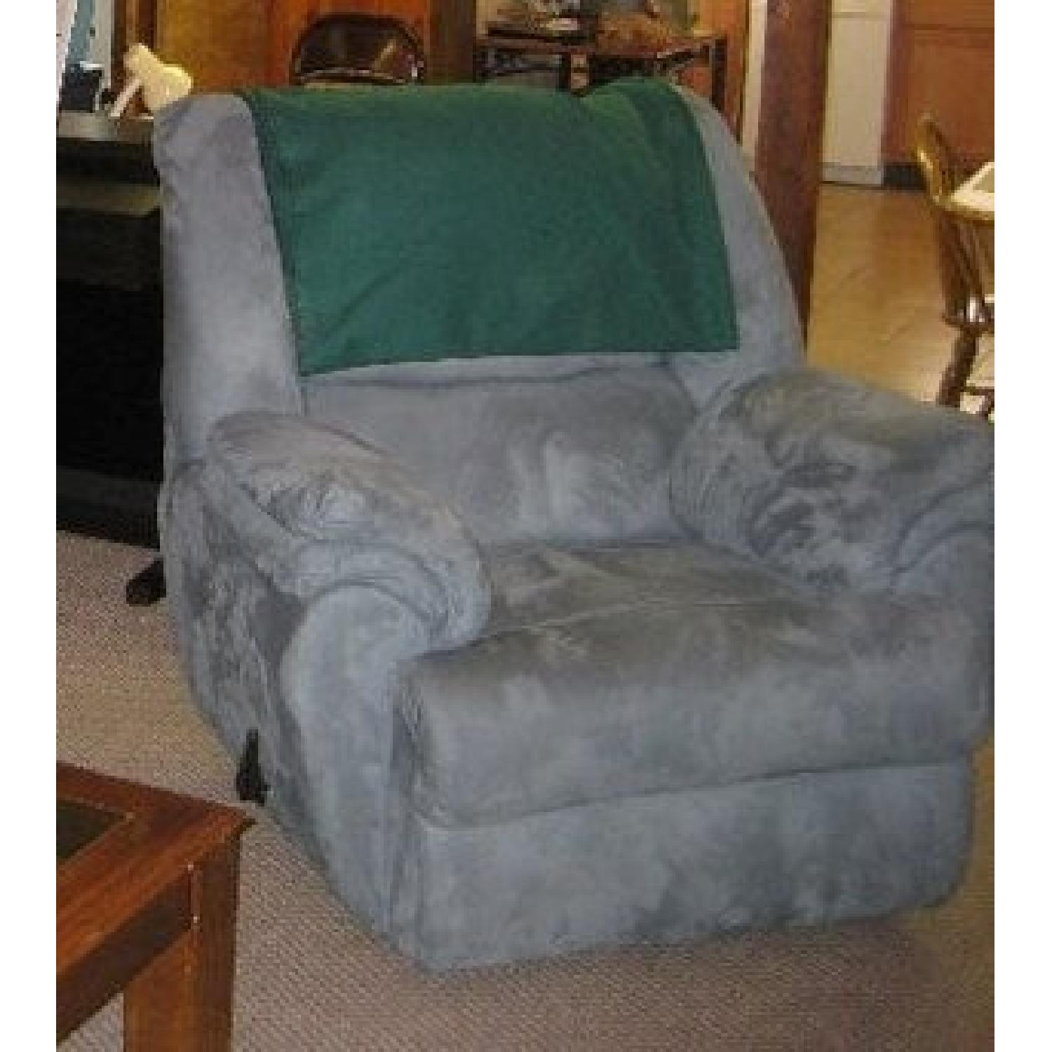 Ashford Blue Recliner - image-1