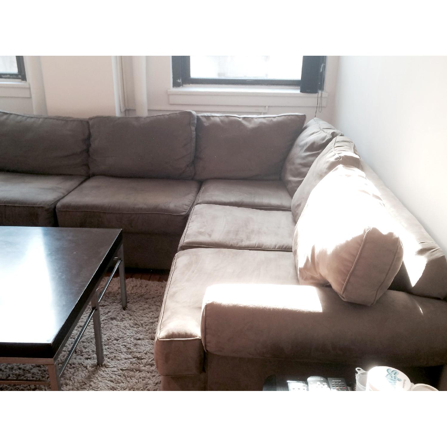 Jennifer Convertibles Moca U-Shaped Sectional - image-4