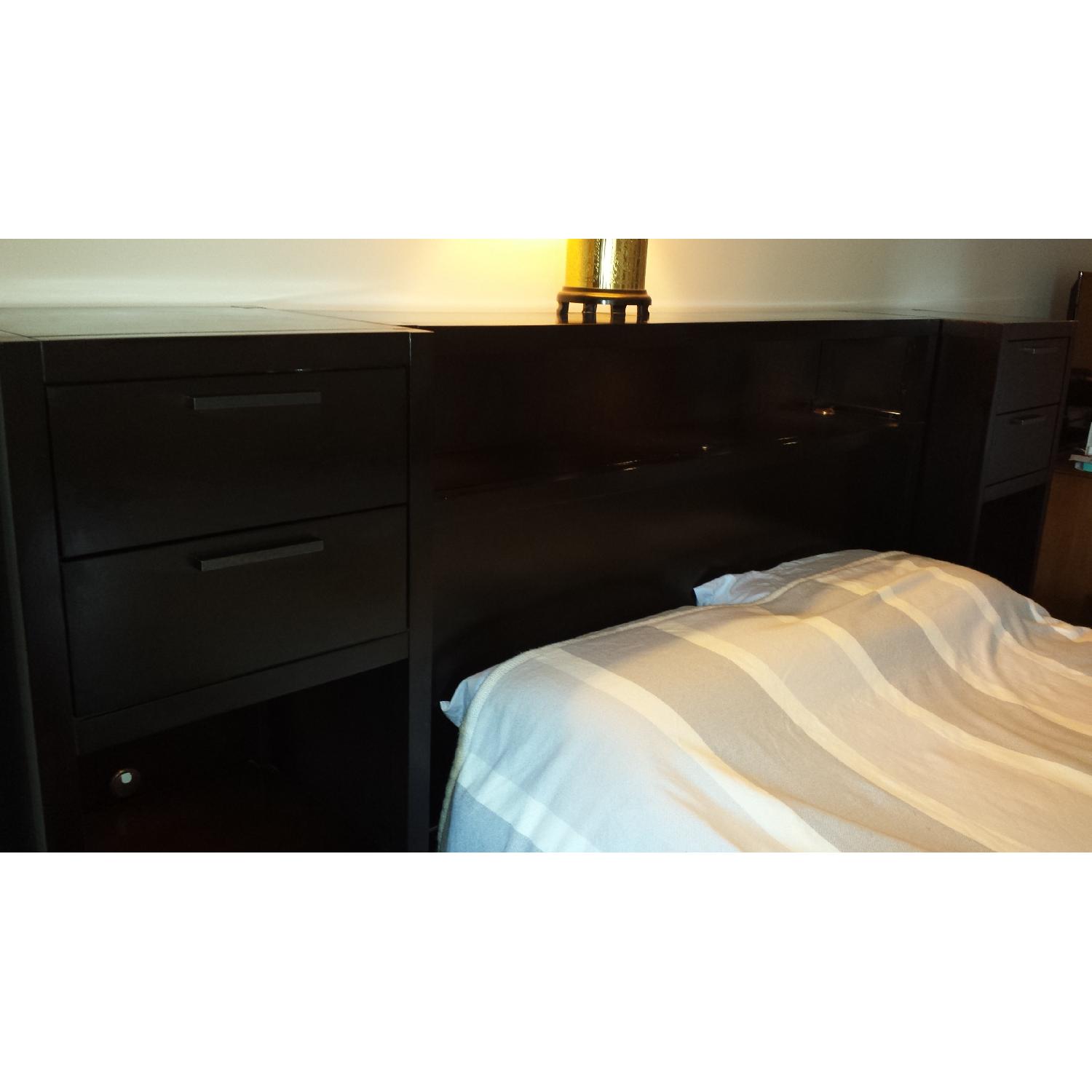Solid Mahogany Storage Bed With Side Towers - image-3