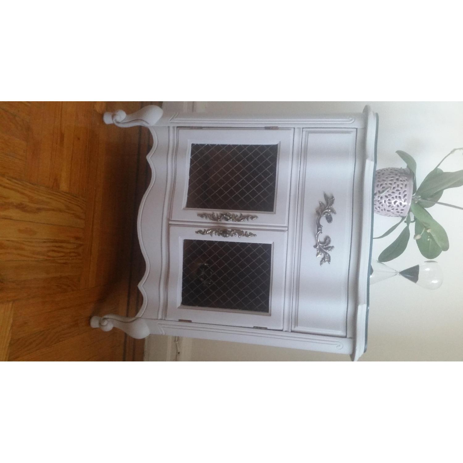 French Provincial Side Table - image-2