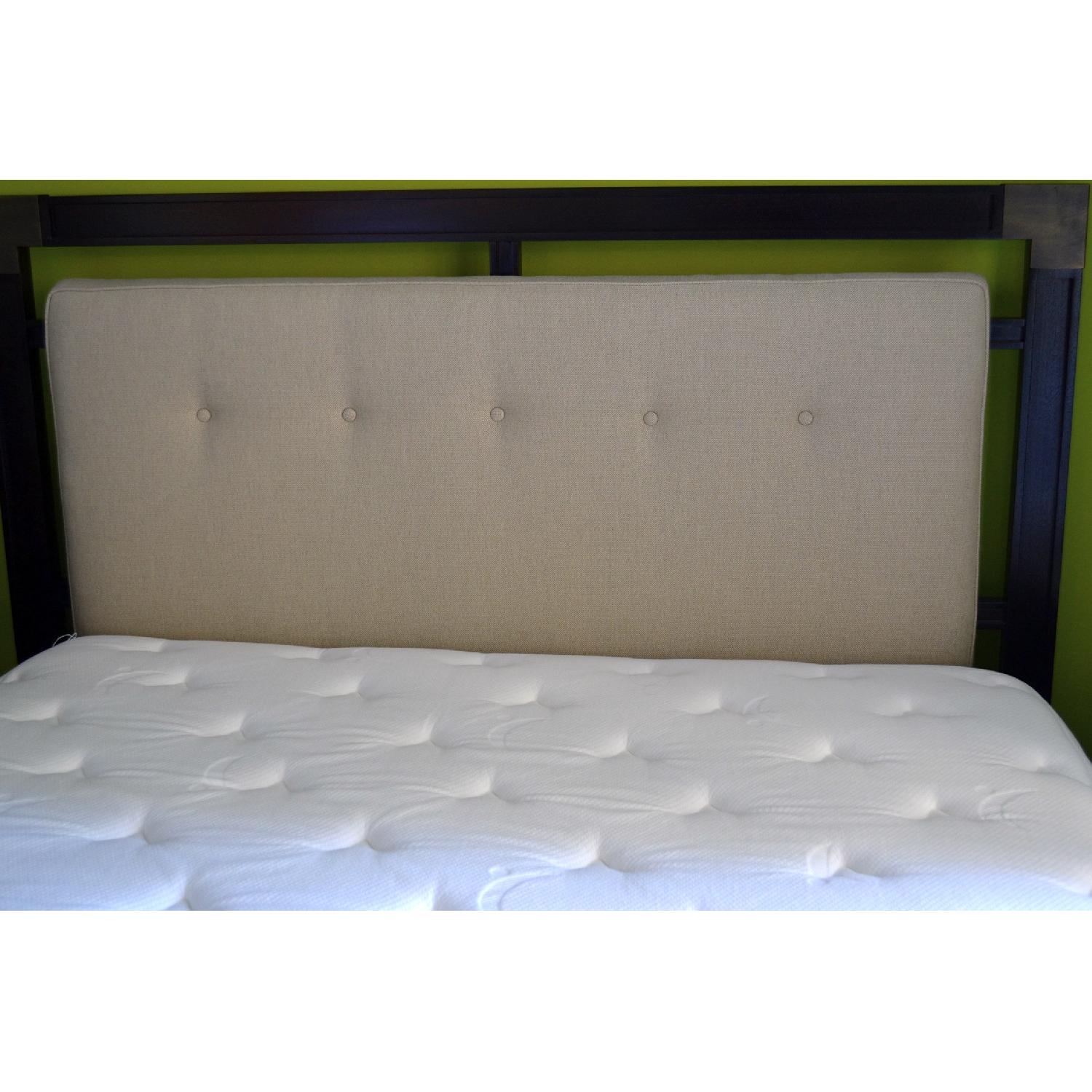 Safavieh Queen Bedroom Set - image-7