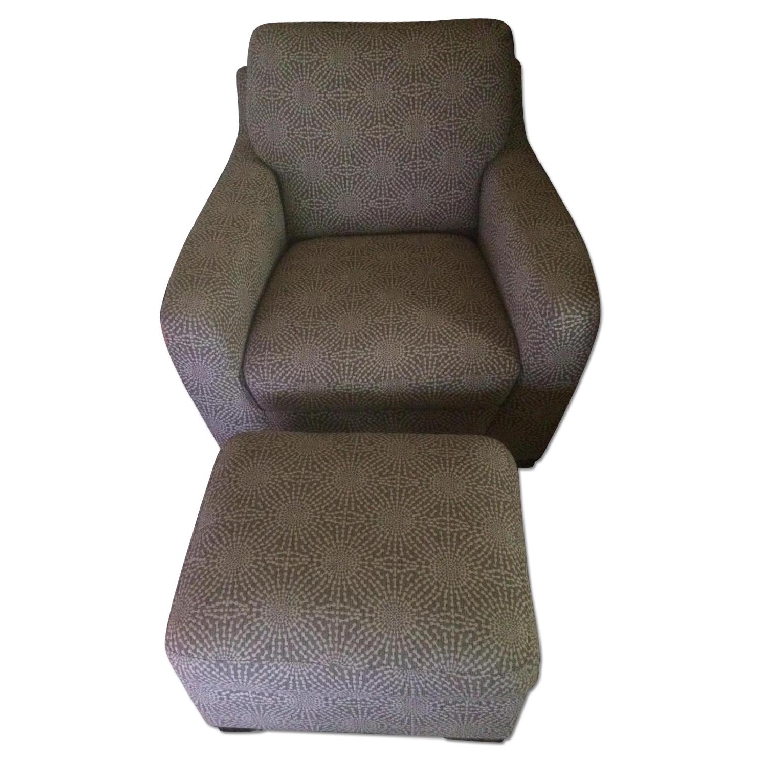 Bellanest Accent Chair with Ottoman - image-0