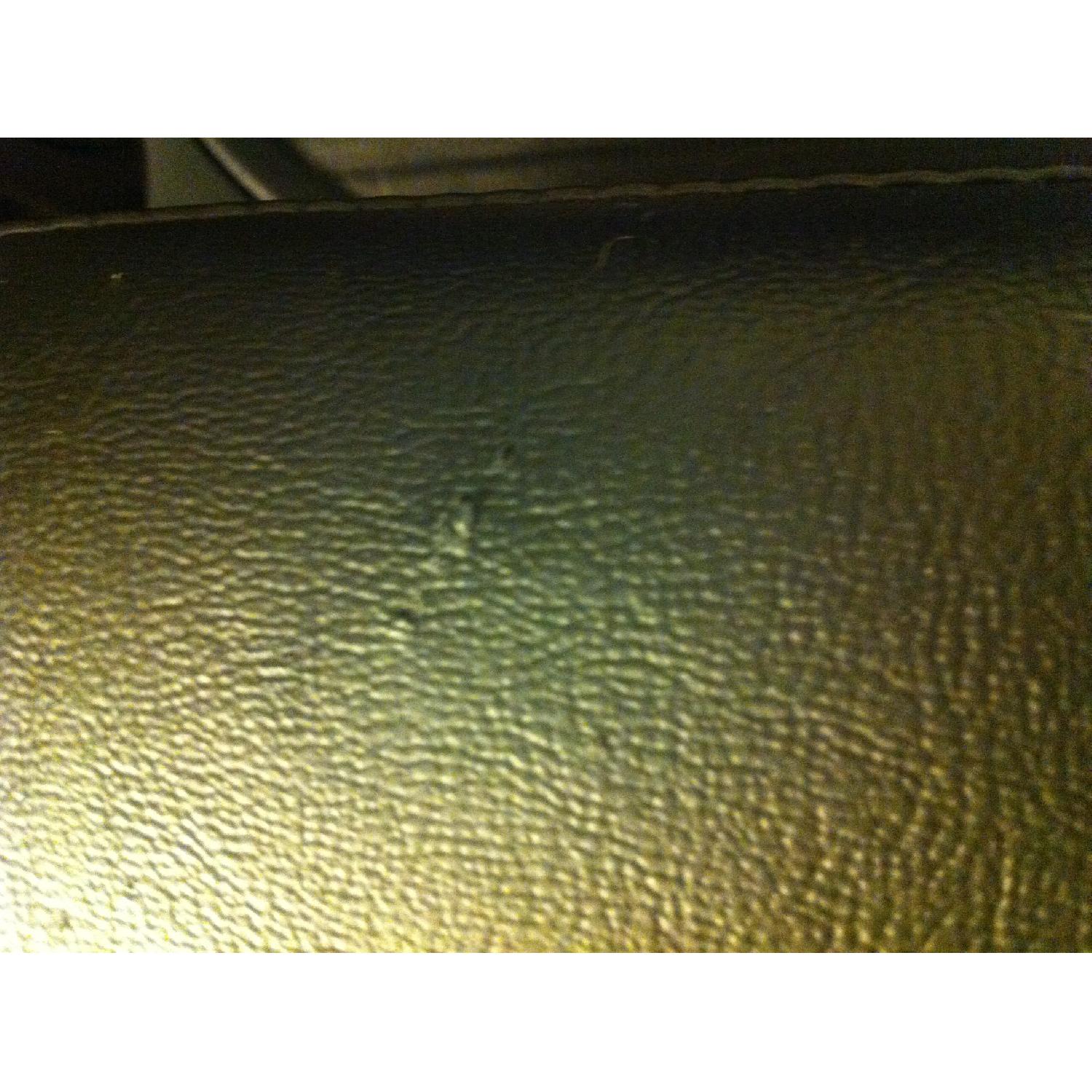 Herman Miller Aeron Chair - image-6