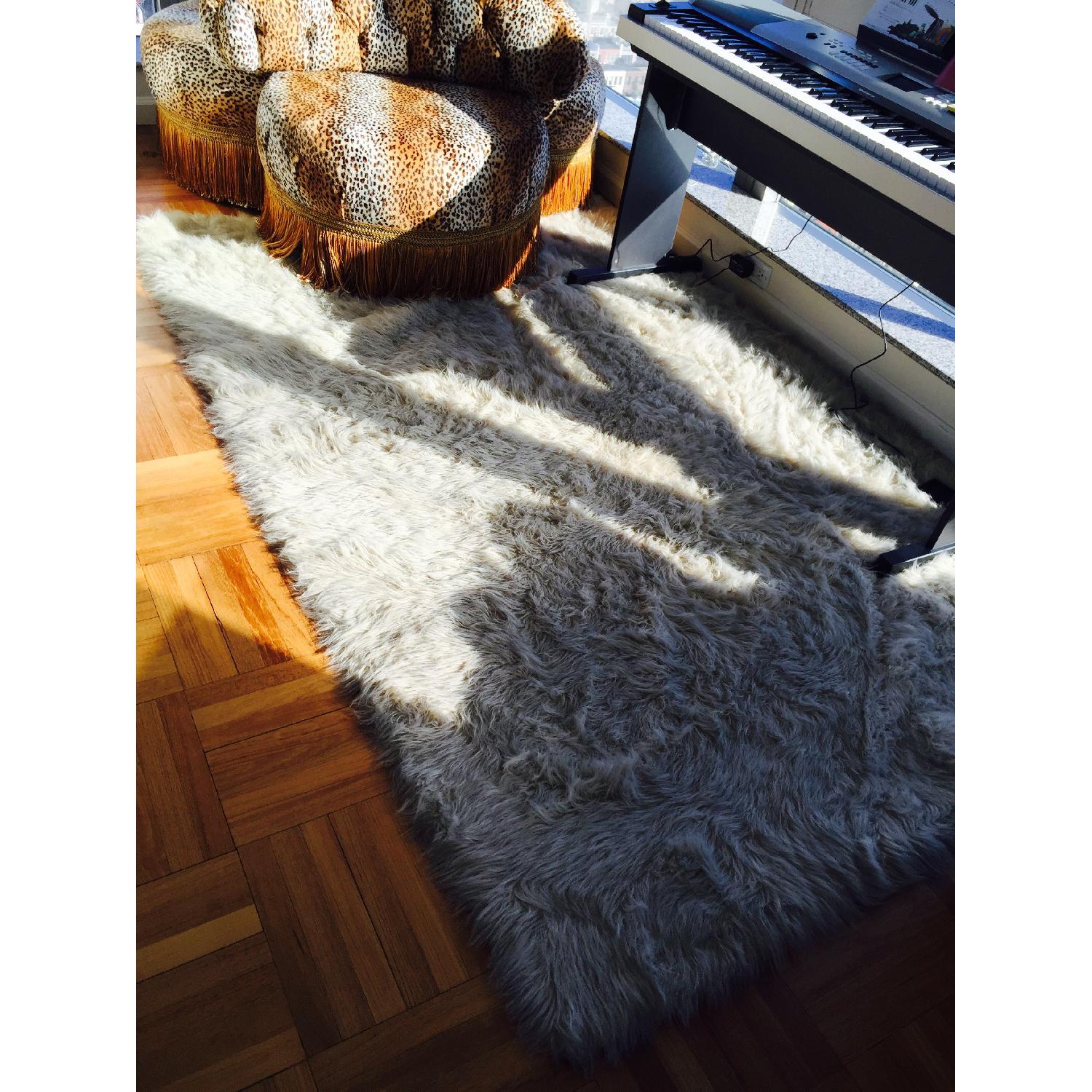Harrods of London Shaggy Rug - image-5