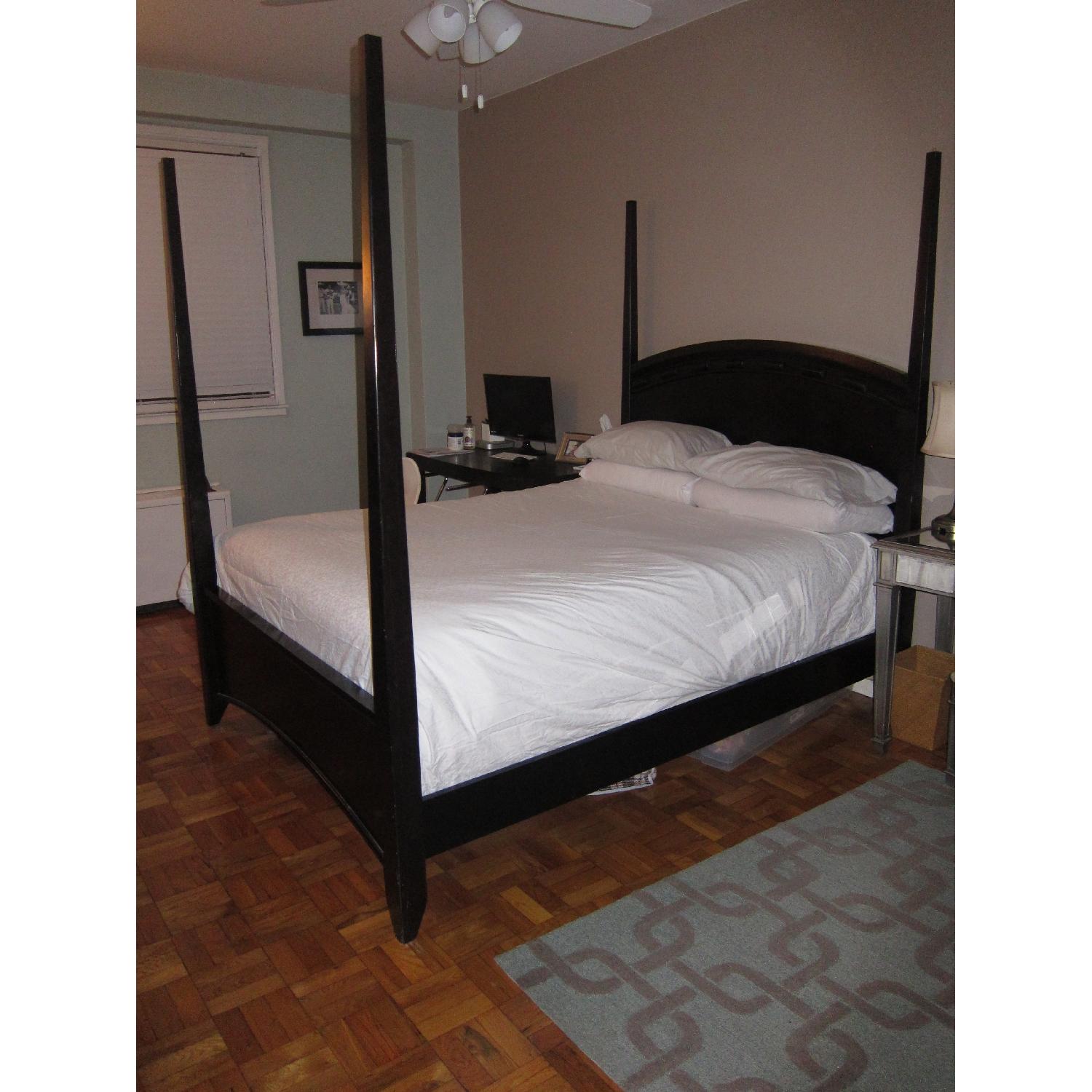 Raymour & Flanigan Four Poster Queen Bed - image-4