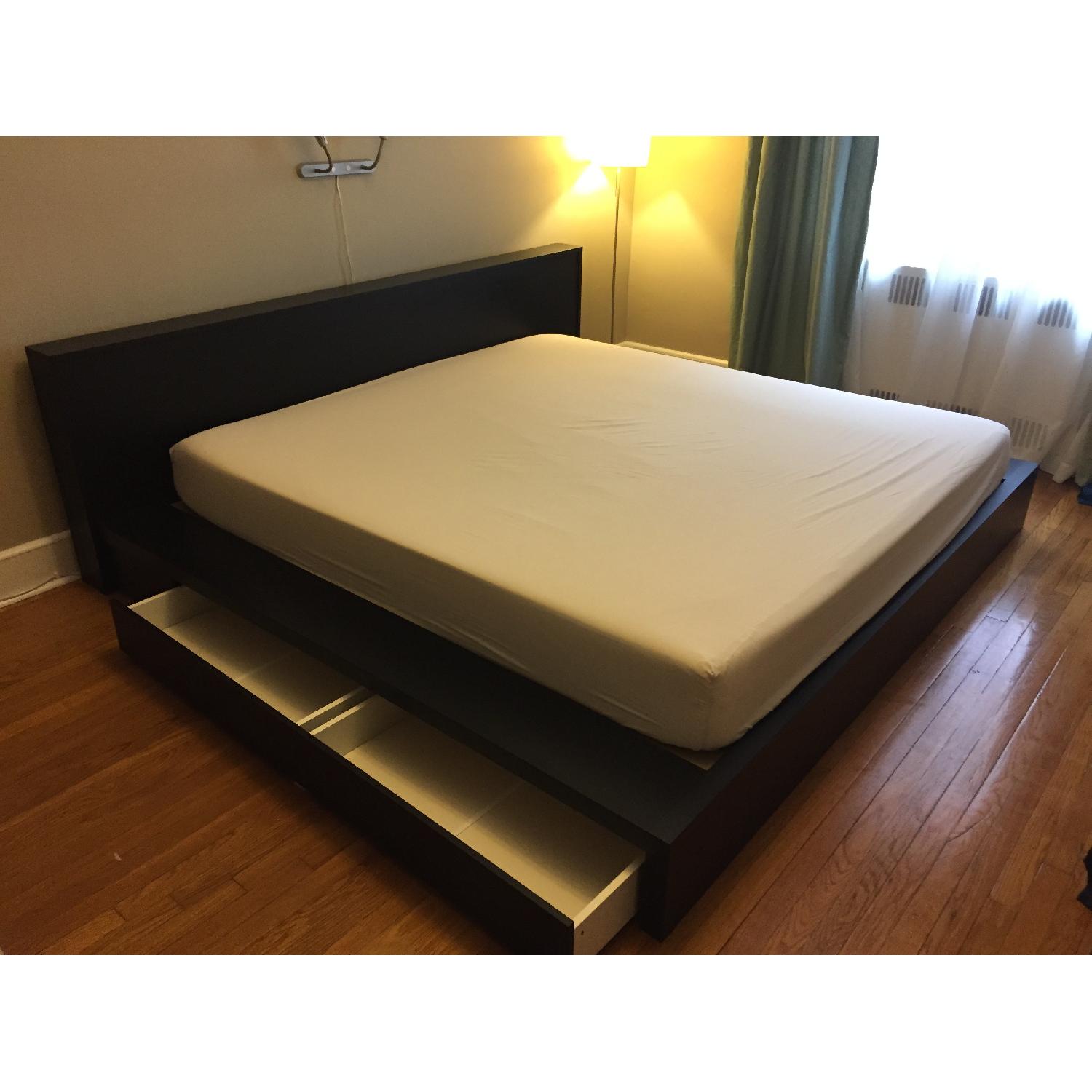 BoConcept Platform King Size Bed - image-4