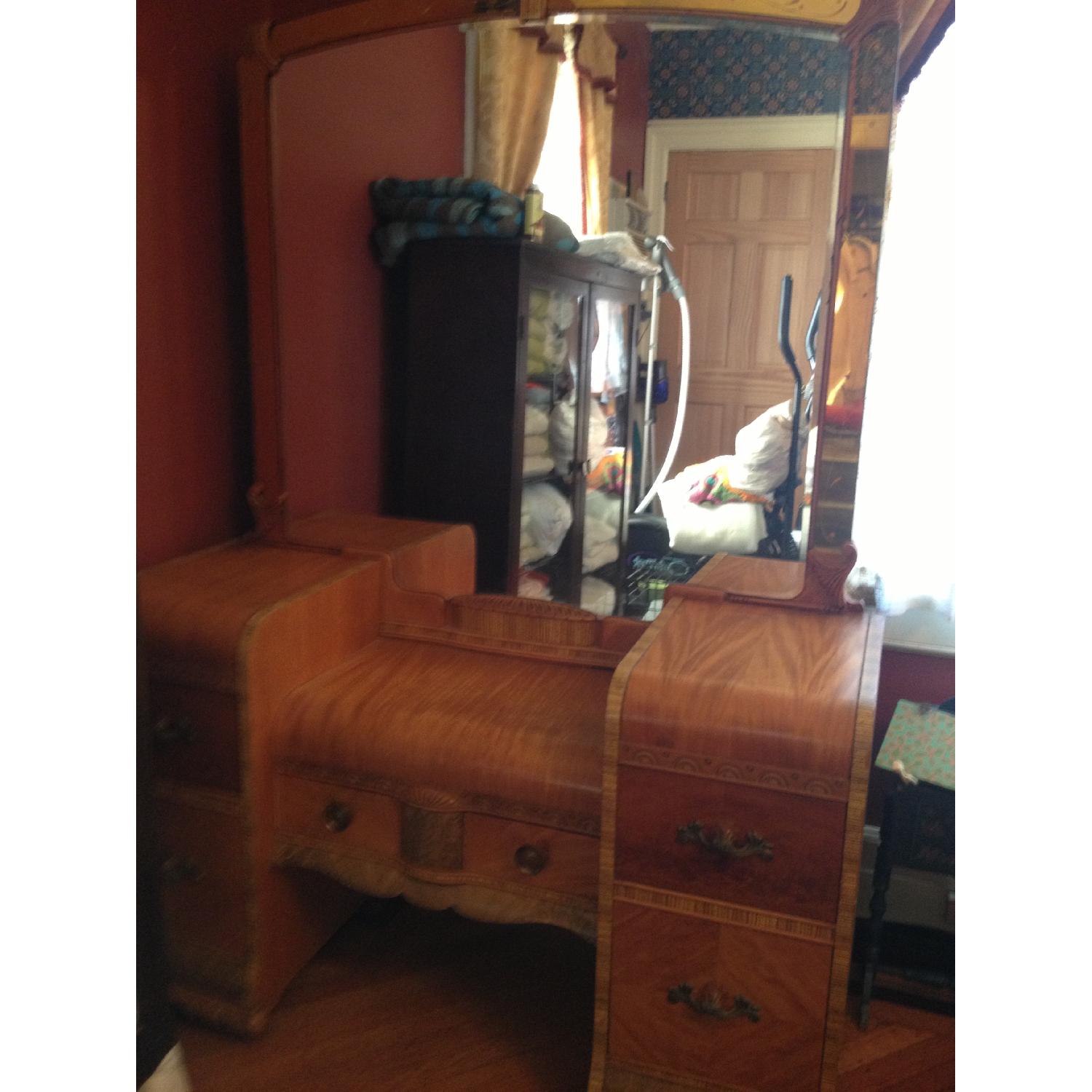 3 Piece Art Deco Waterfall Bedroom Furniture Set - image-3