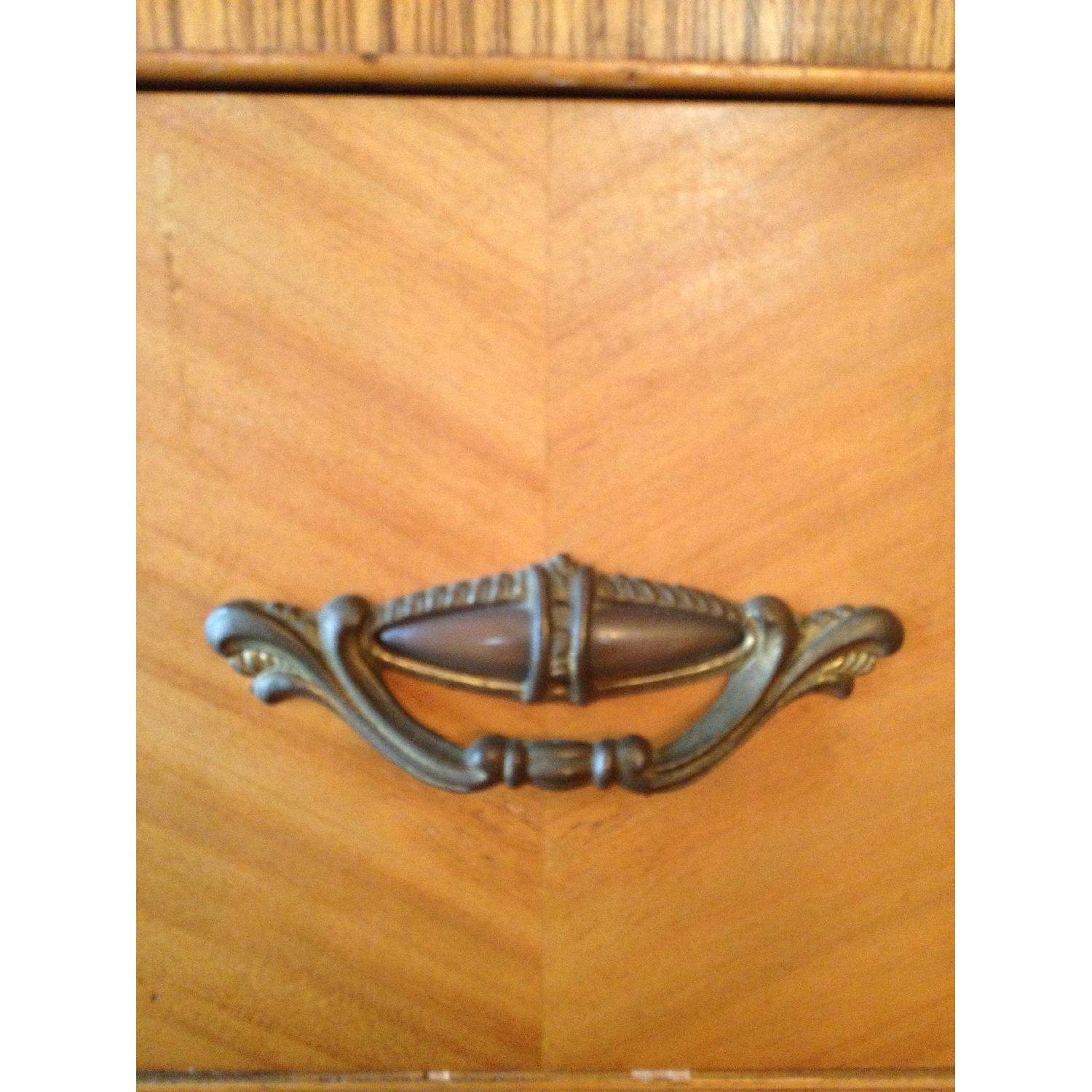 3 Piece Art Deco Waterfall Bedroom Furniture Set - image-5