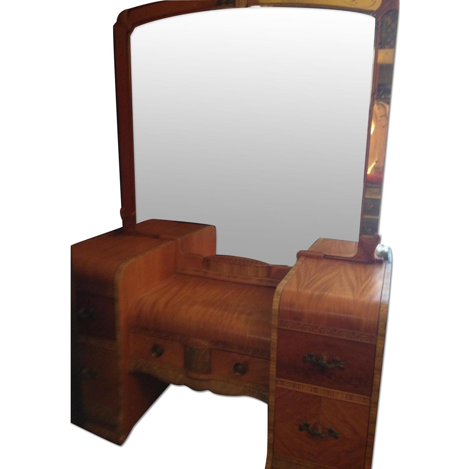 3 Piece Art Deco Waterfall Bedroom Furniture Set - image-9