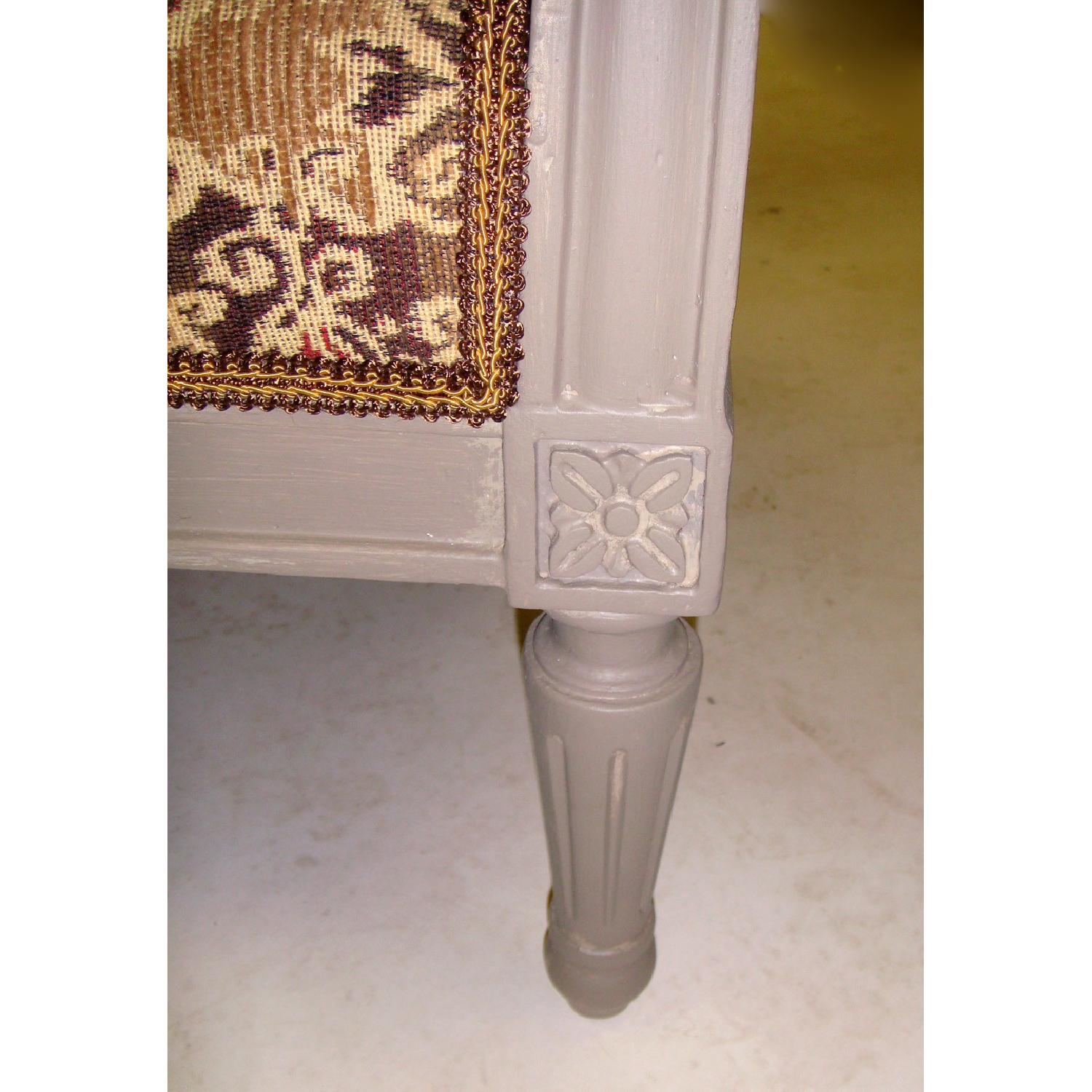 Vintage Louis XVI-Style Settee - image-6