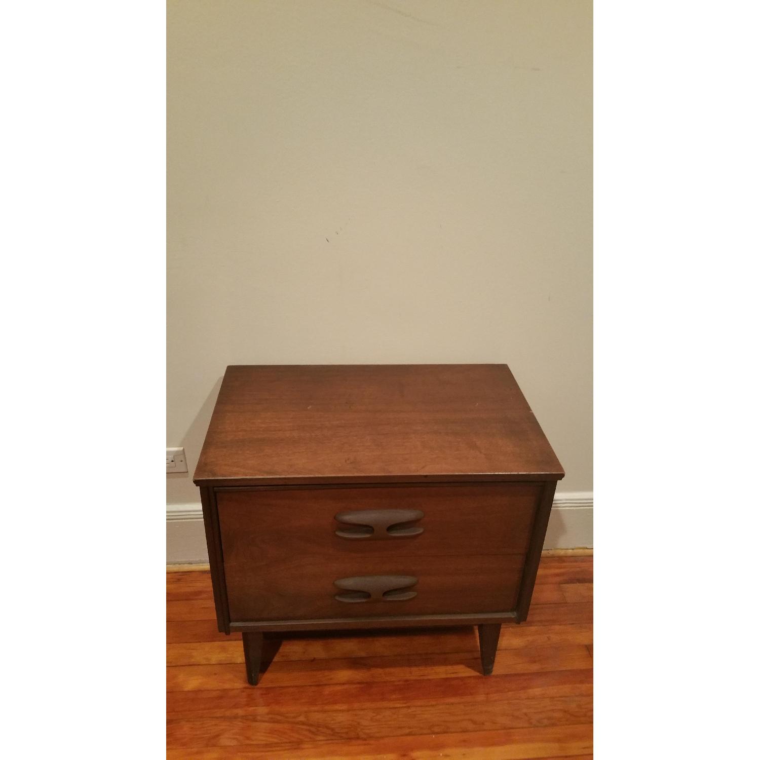 Mid Century End Table - image-4