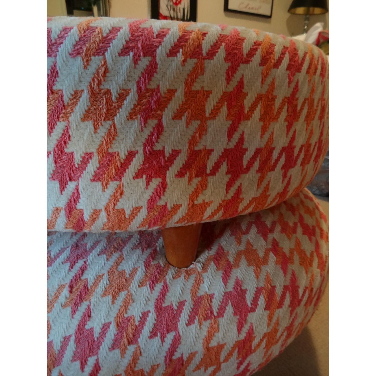 60's Retro Style Mid-Century Modern Round Chair - image-5