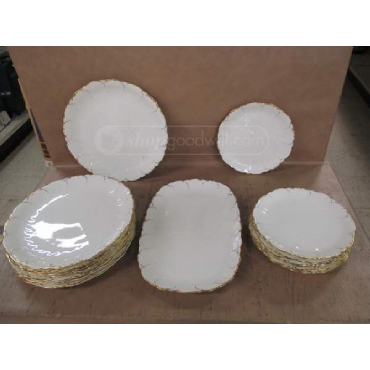 Mikasa Simply Gold 48 Piece Ivory Bone China Set - image-1