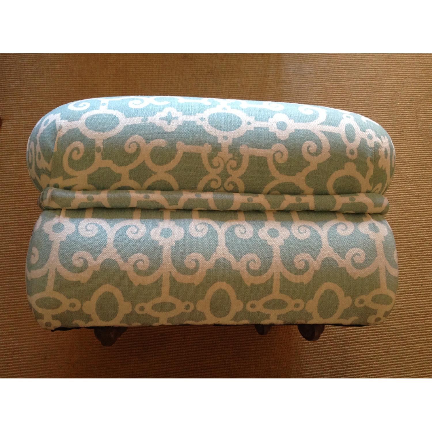 George Smith Ottoman Racer in Raoul Stella Fabric - image-5