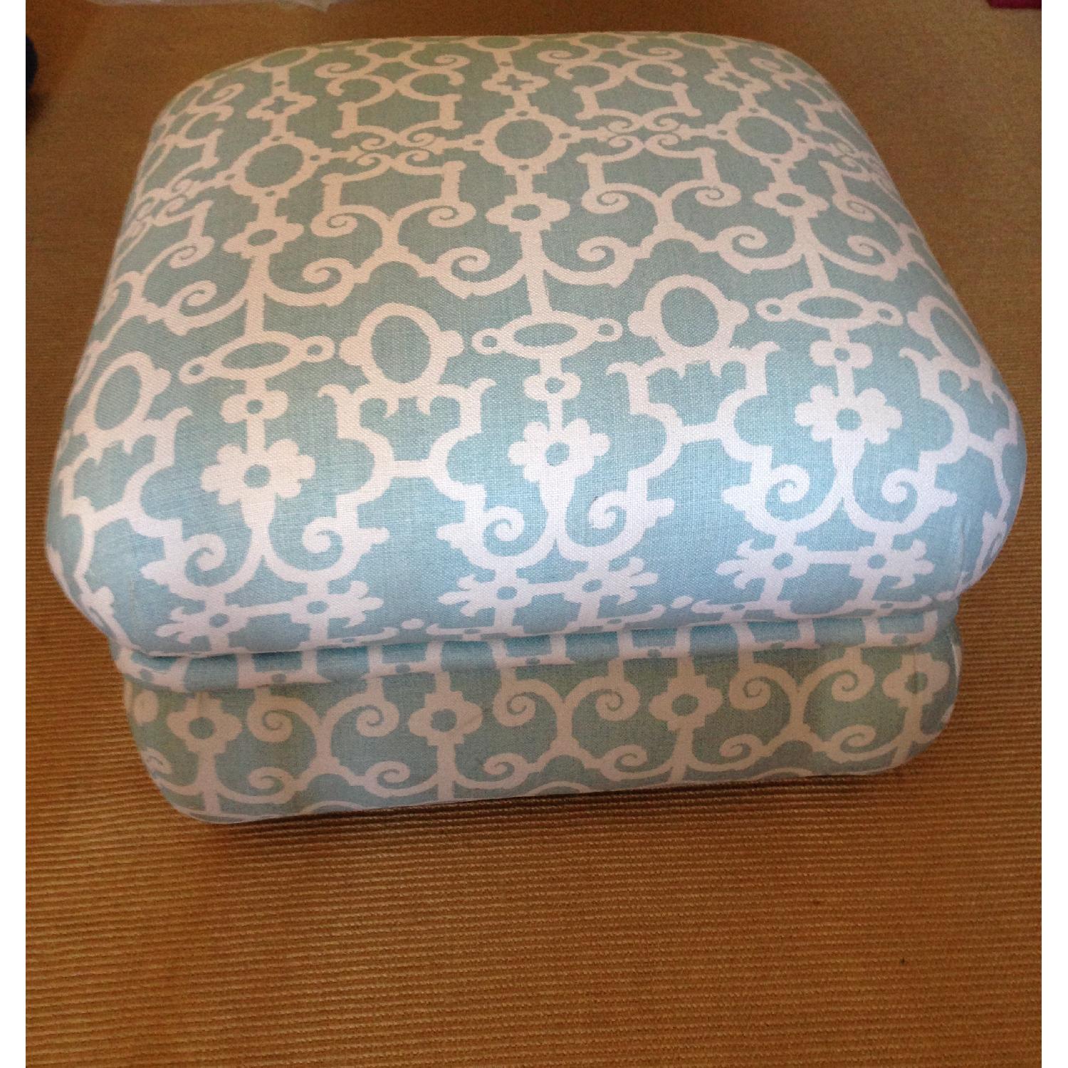 George Smith Ottoman Racer in Raoul Stella Fabric - image-6
