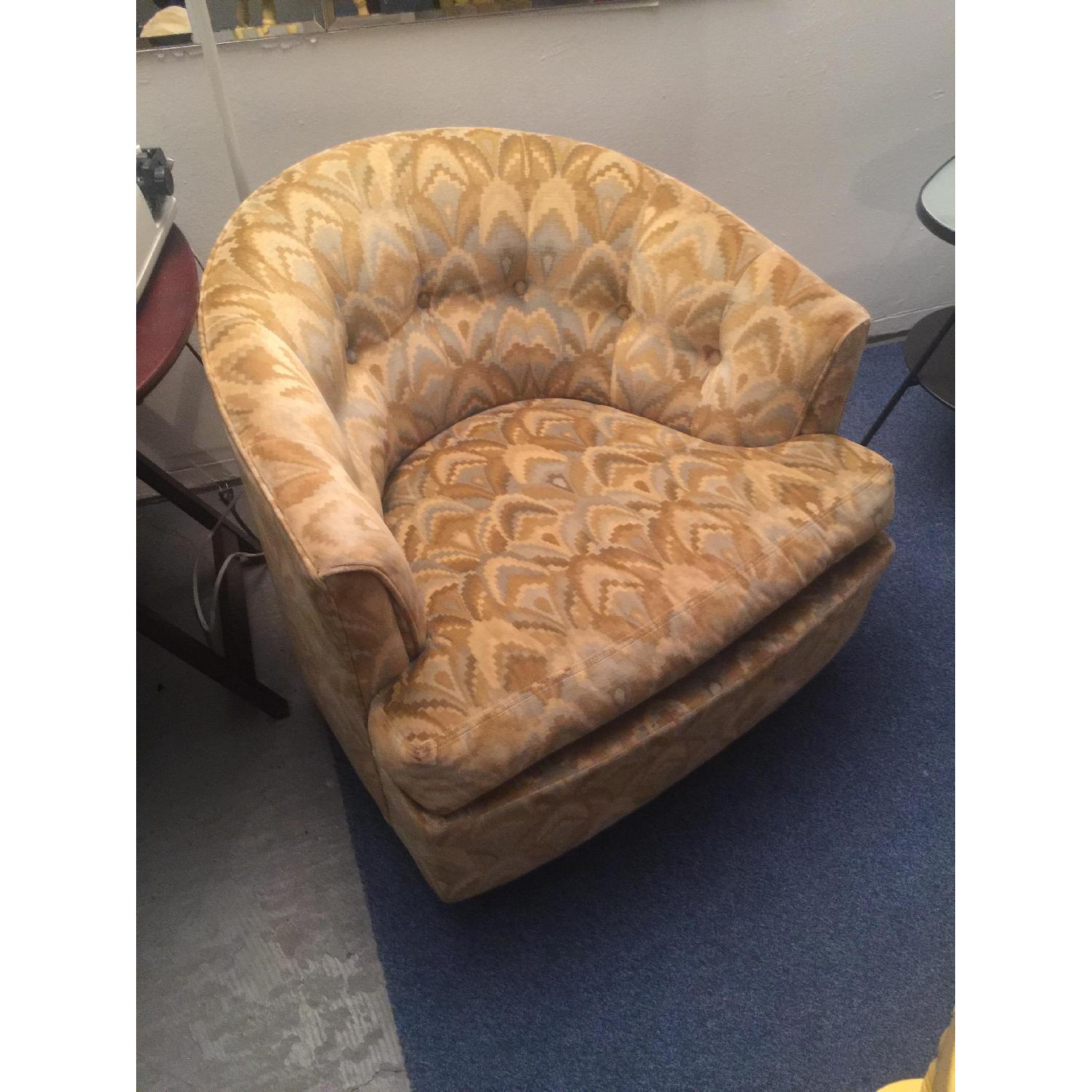 70's Mid Century Modern Spinning Chair AptDeco