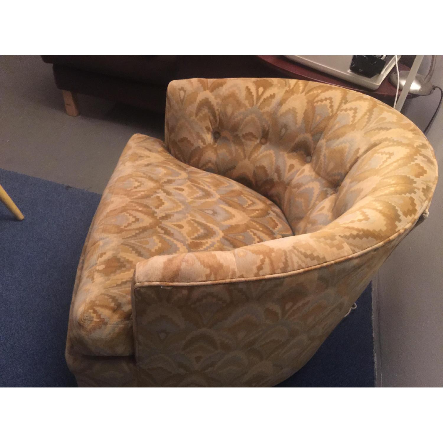 70's Mid Century Modern Spinning Chair AptDeco