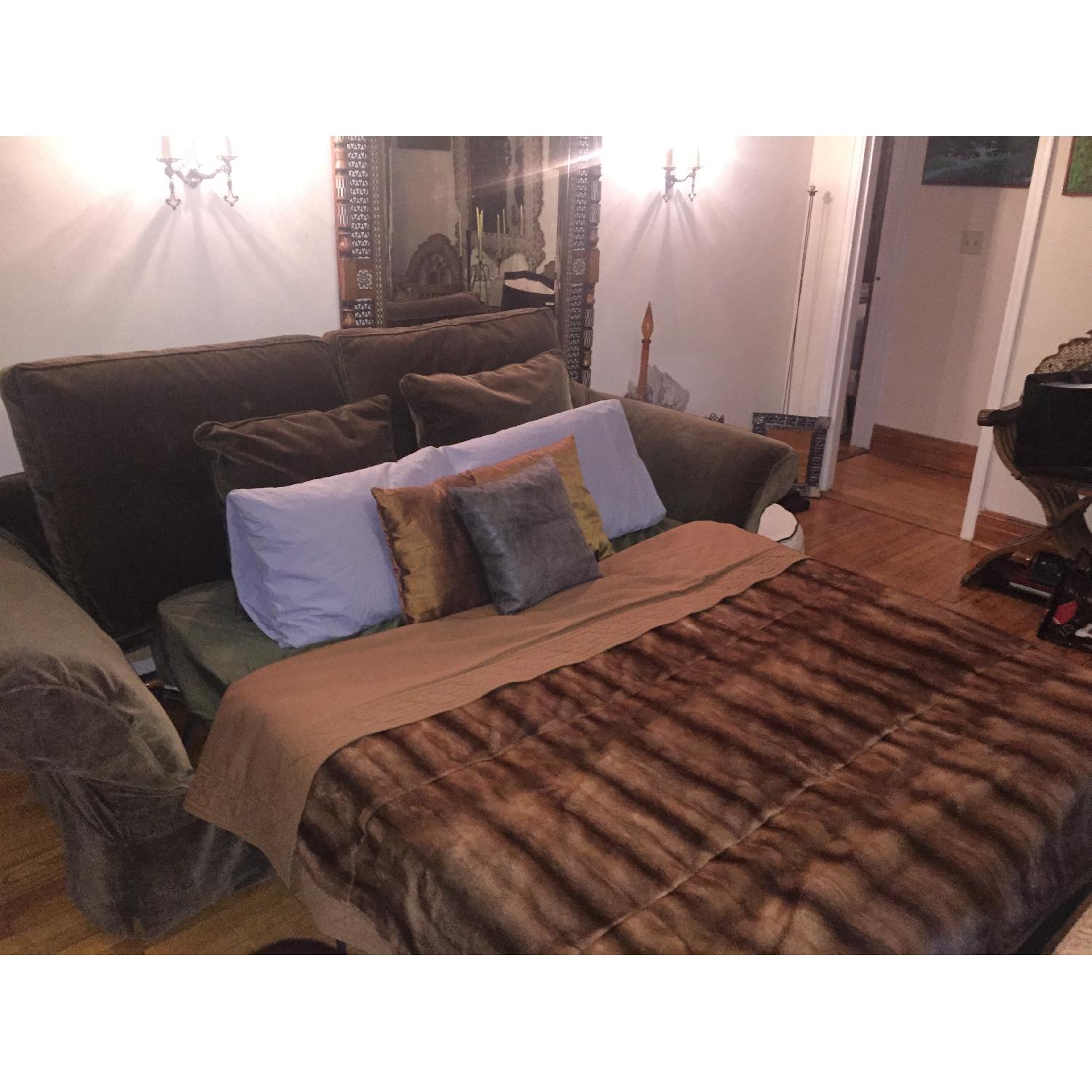 Slepper Sofa - image-4