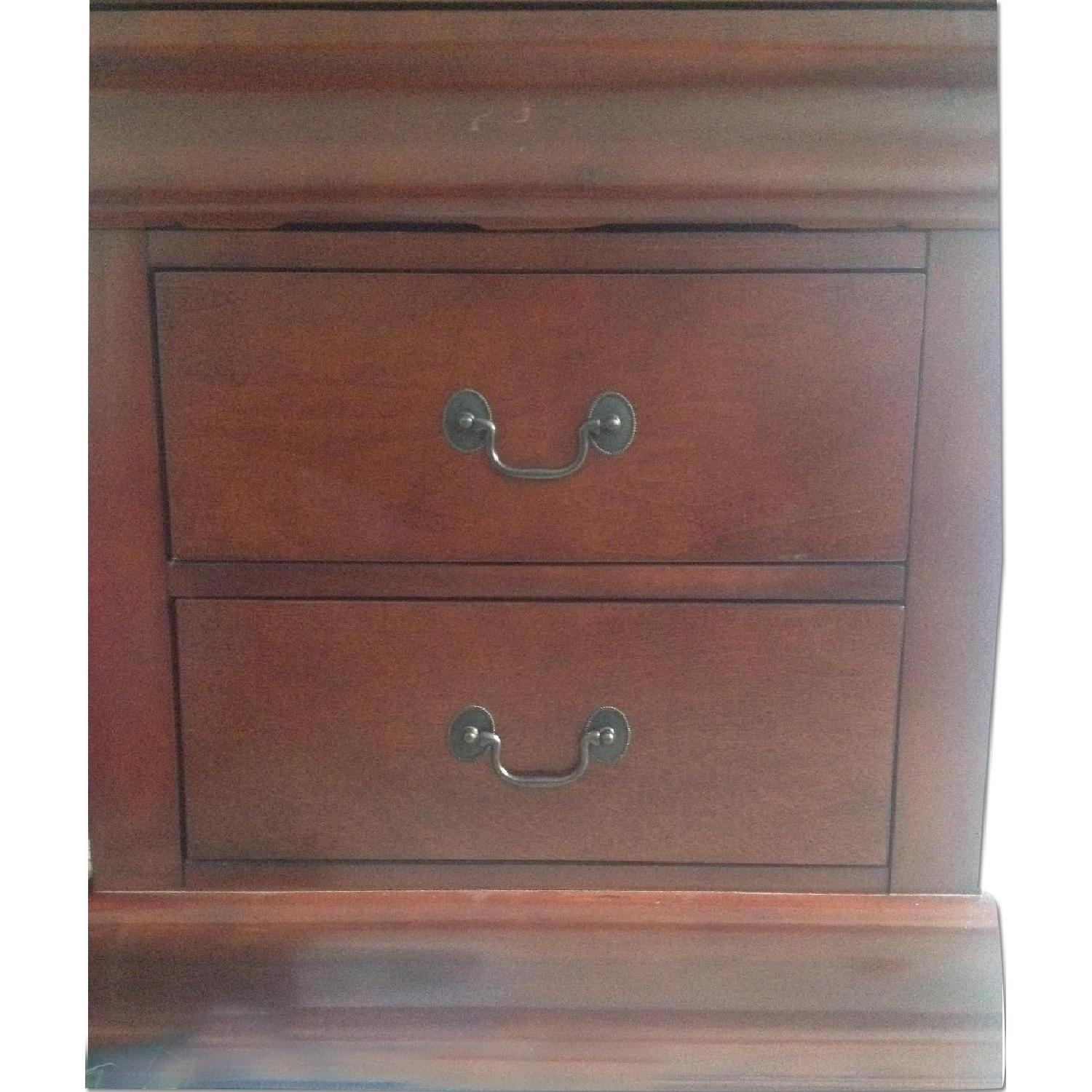 Sleigh Bedroom Set - image-7