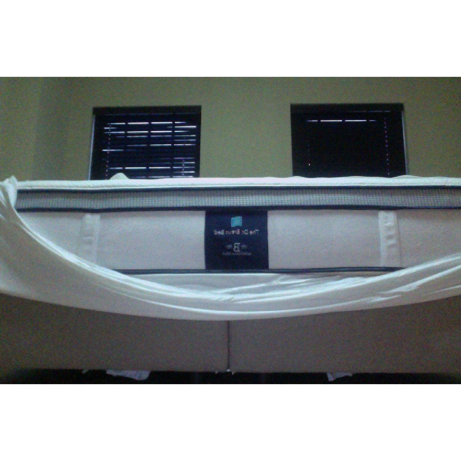 Mitchell Gold + Bob Williams The Dr.Breus Bed King Size Bed - image-8