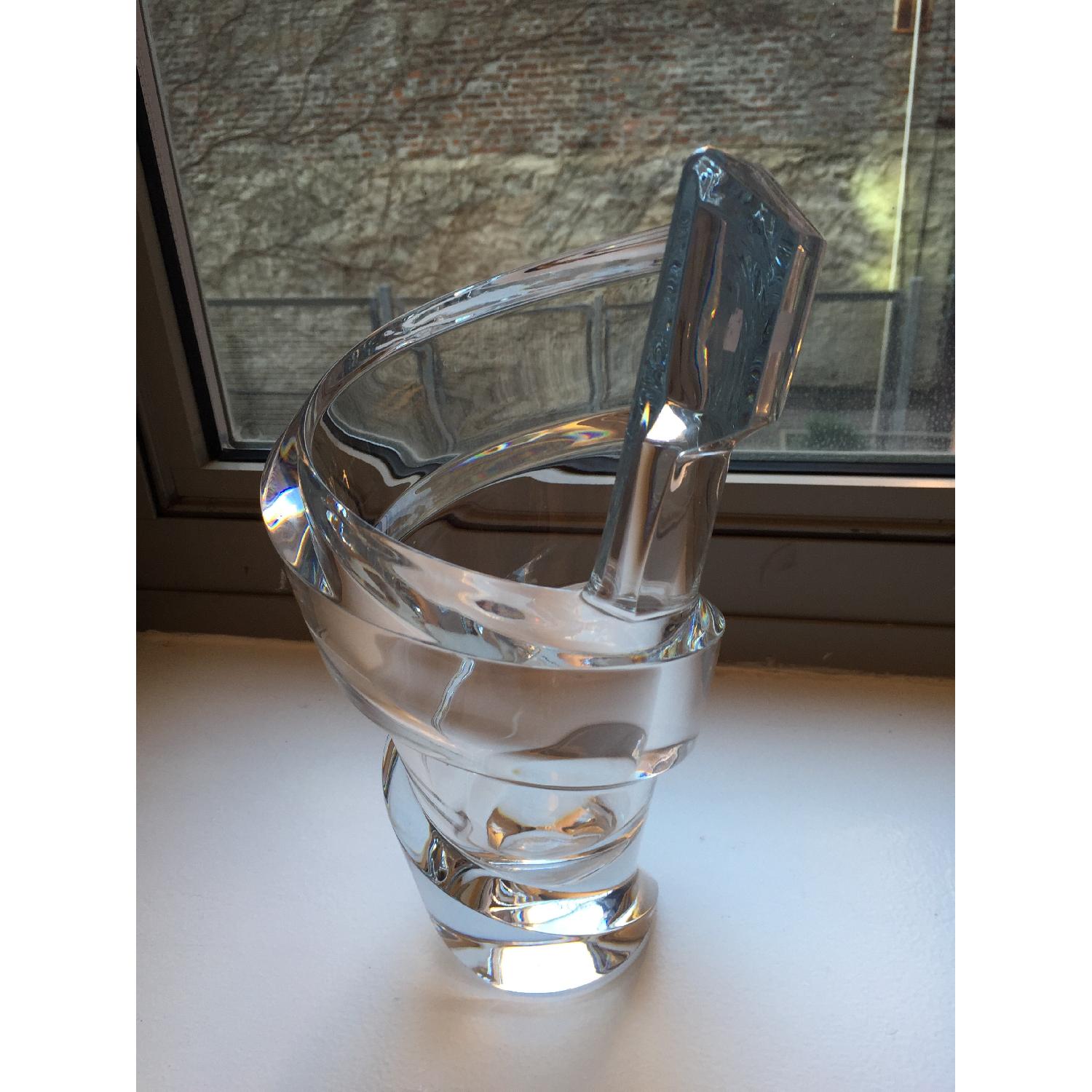 Baccarat Spirale Medium Vase - image-2