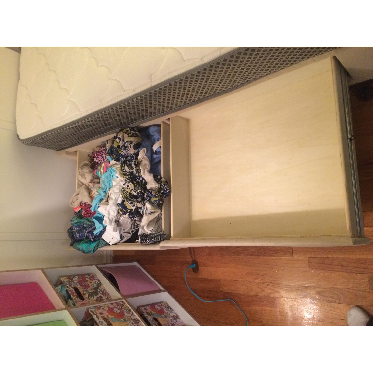 Kingsdown Full Bed with Storage - image-7