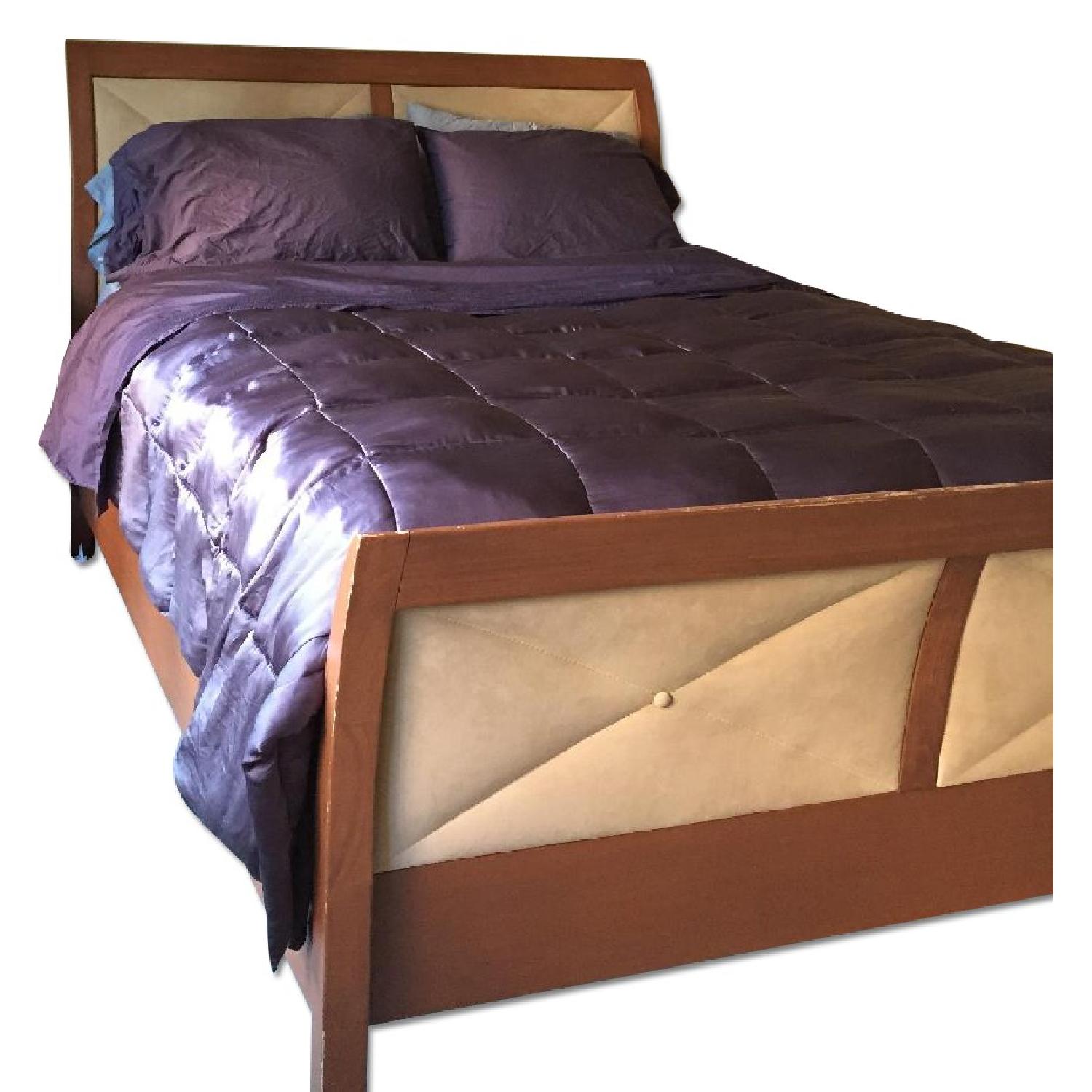 Queen Size Sleigh Bed