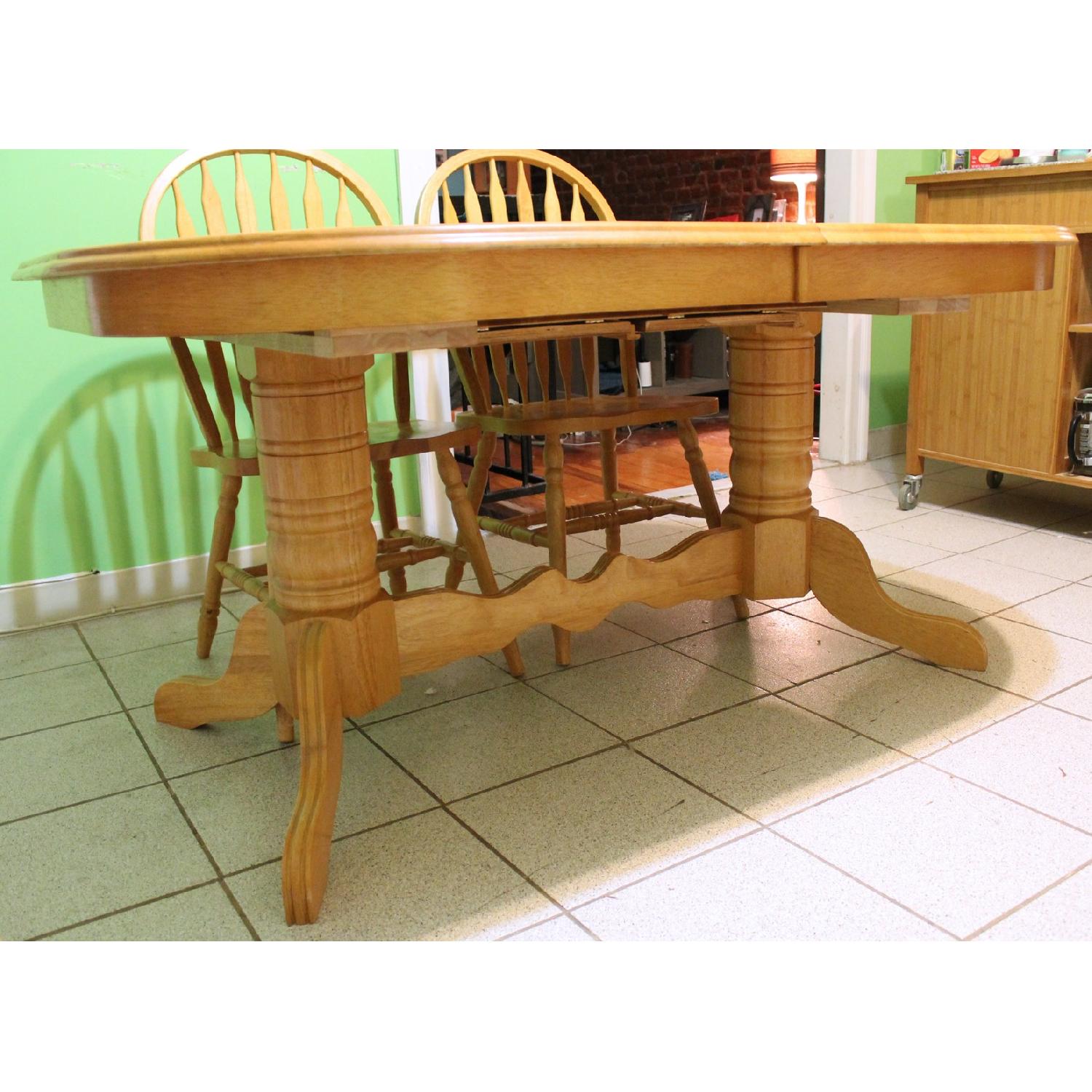 Senator's Brooklyn Solid Wood Country Extendable Dining Table w/ 4 Chairs - image-3