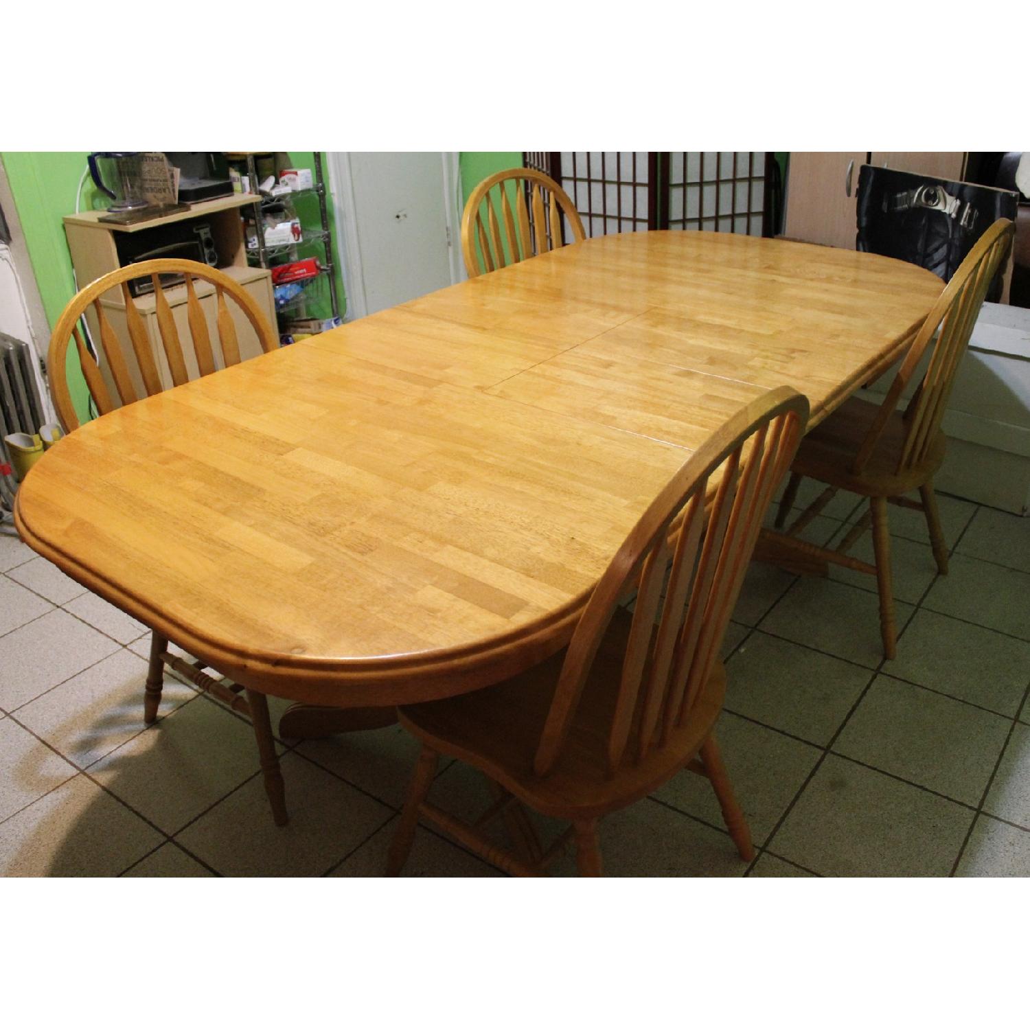 Senator's Brooklyn Solid Wood Country Extendable Dining Table w/ 4 Chairs - image-7