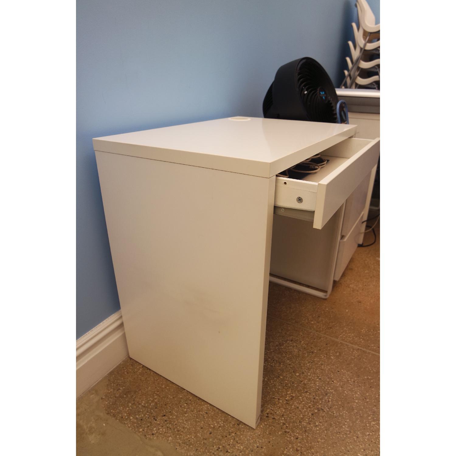 Mini Computer Desk - image-3
