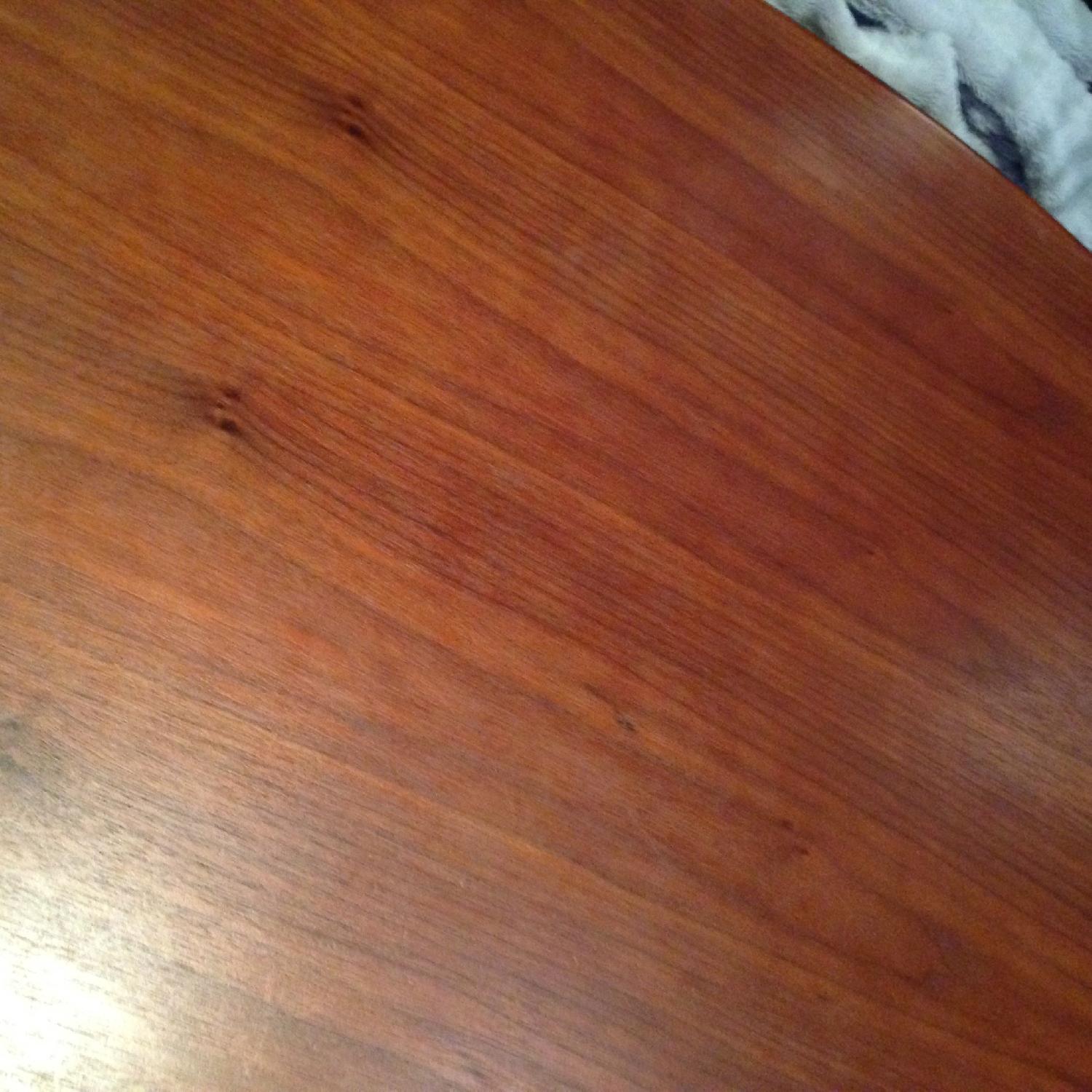 Roomservice Saarinen Oval Table - image-2