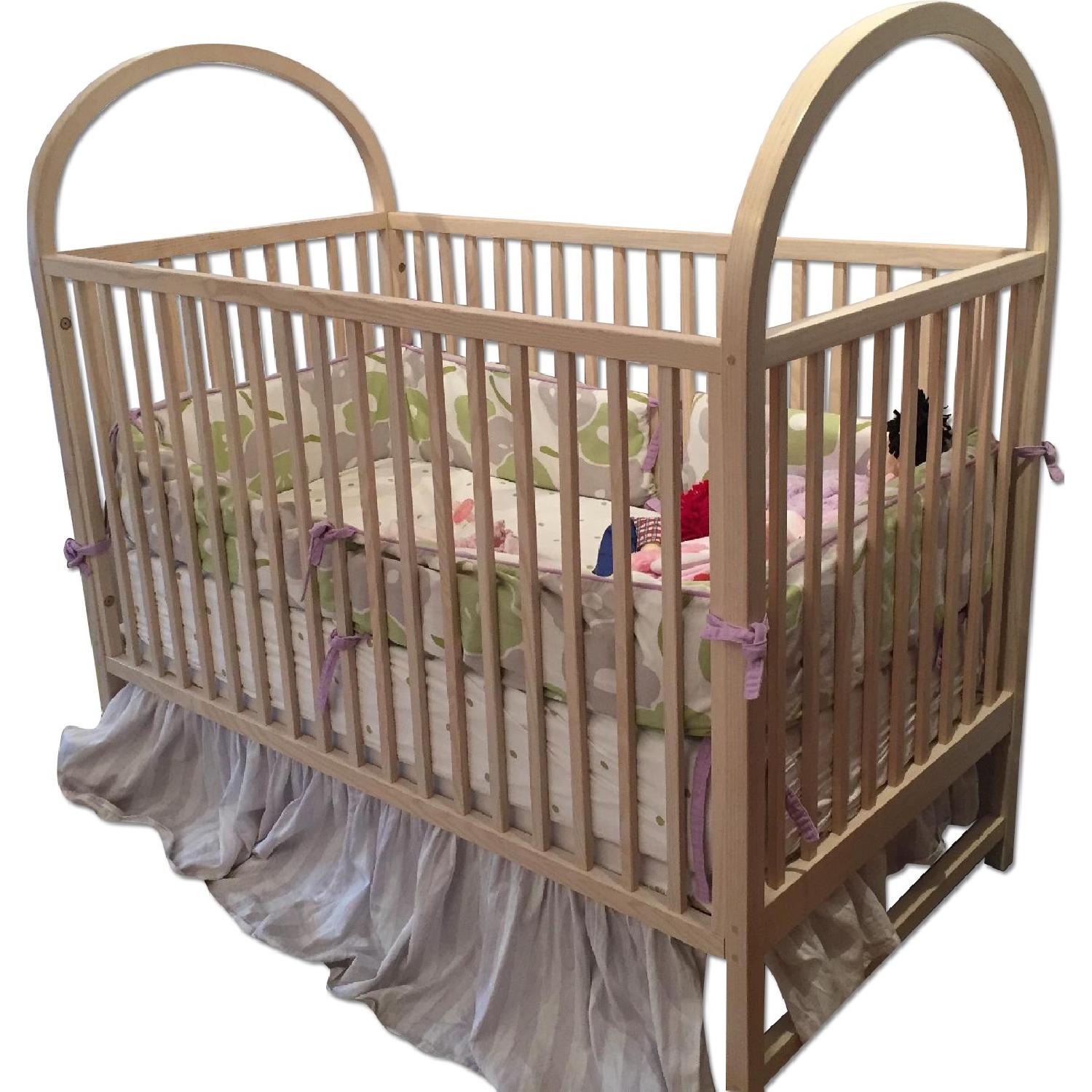 Q Collection Full Size Solare Crib + Matching Dresser w/ Removable Changing Table - image-0