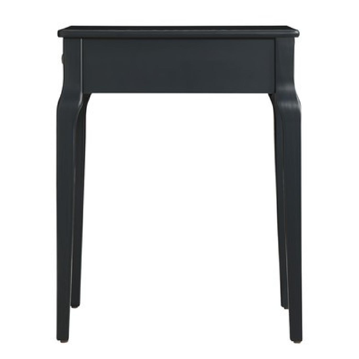 Pinckney End Table w/ Drawer - image-1