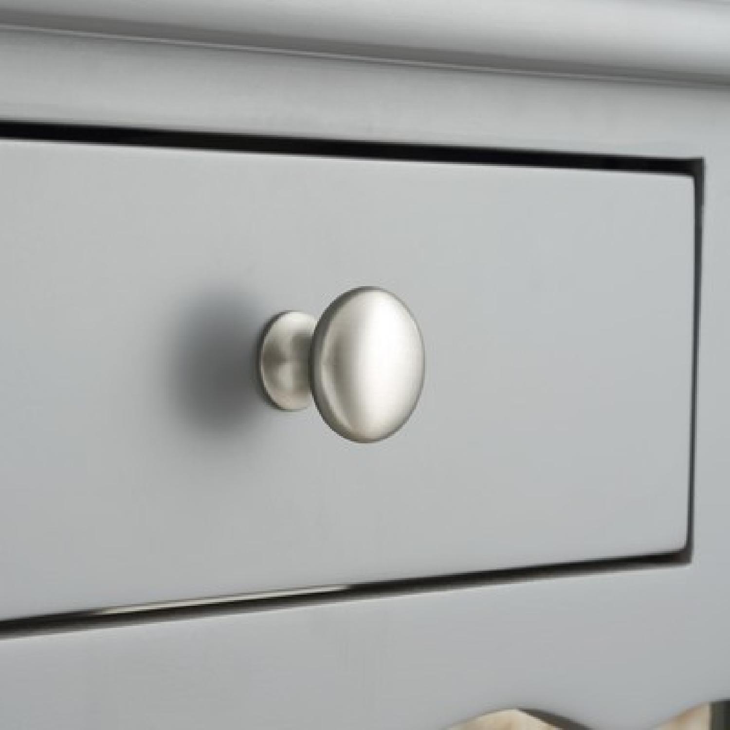 Pinckney End Table w/ Drawer - image-3