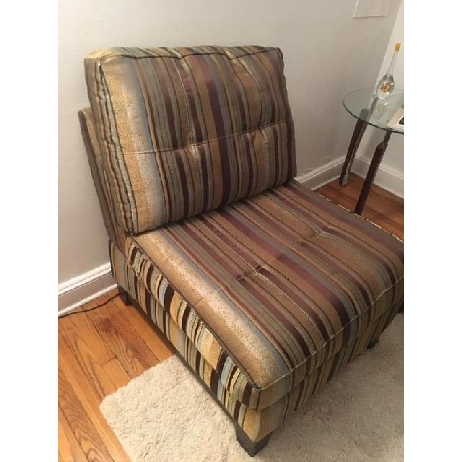 Jennifer Convertibles Accent Chair AptDeco