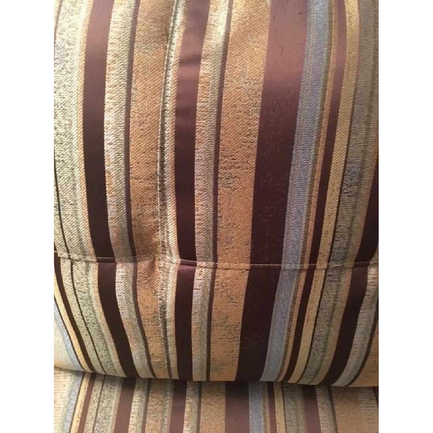 Jennifer Convertibles Accent Chair AptDeco