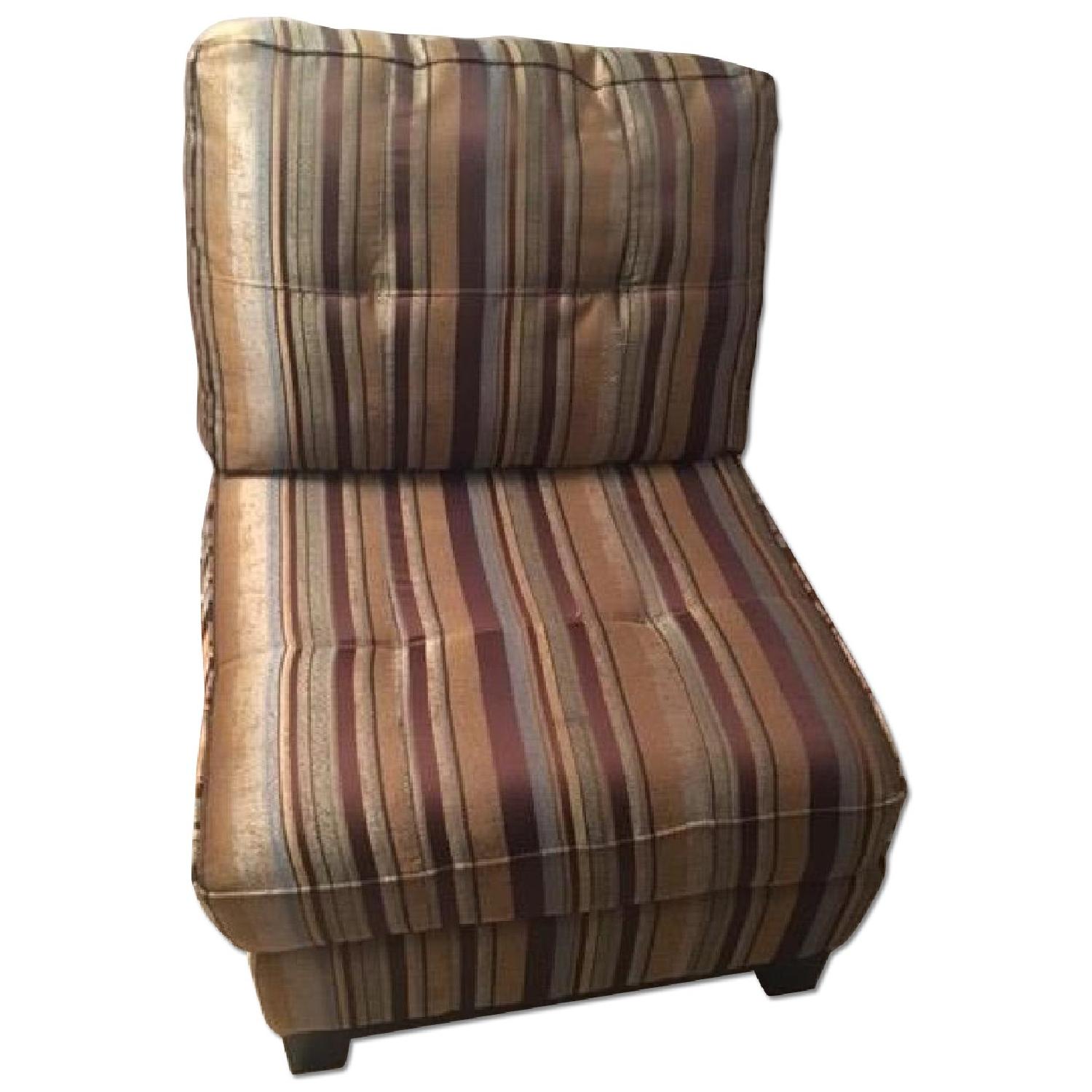 Jennifer Convertibles Accent Chair AptDeco