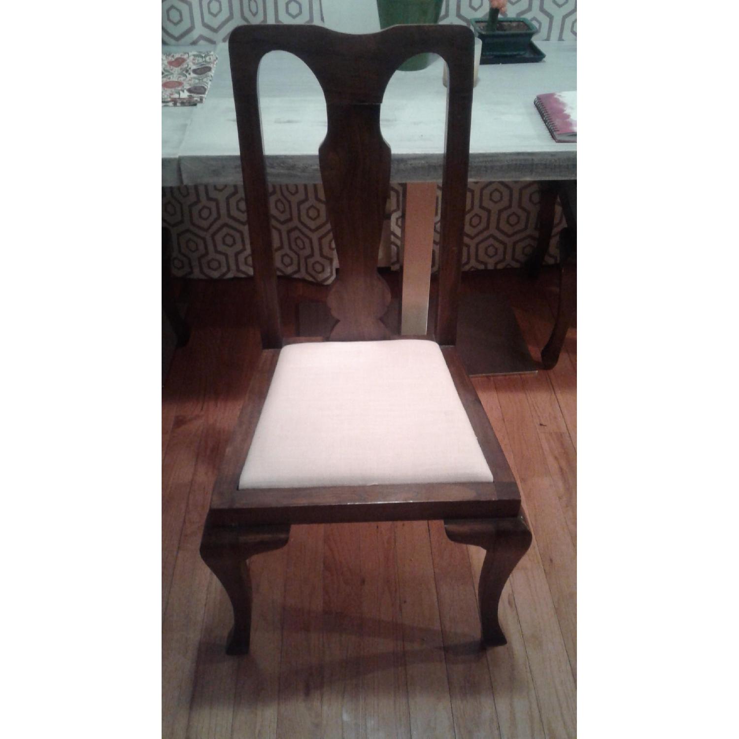 Solid Wood Pedestal Dining Table w/ 4 Solid Wood Chairs - AptDeco