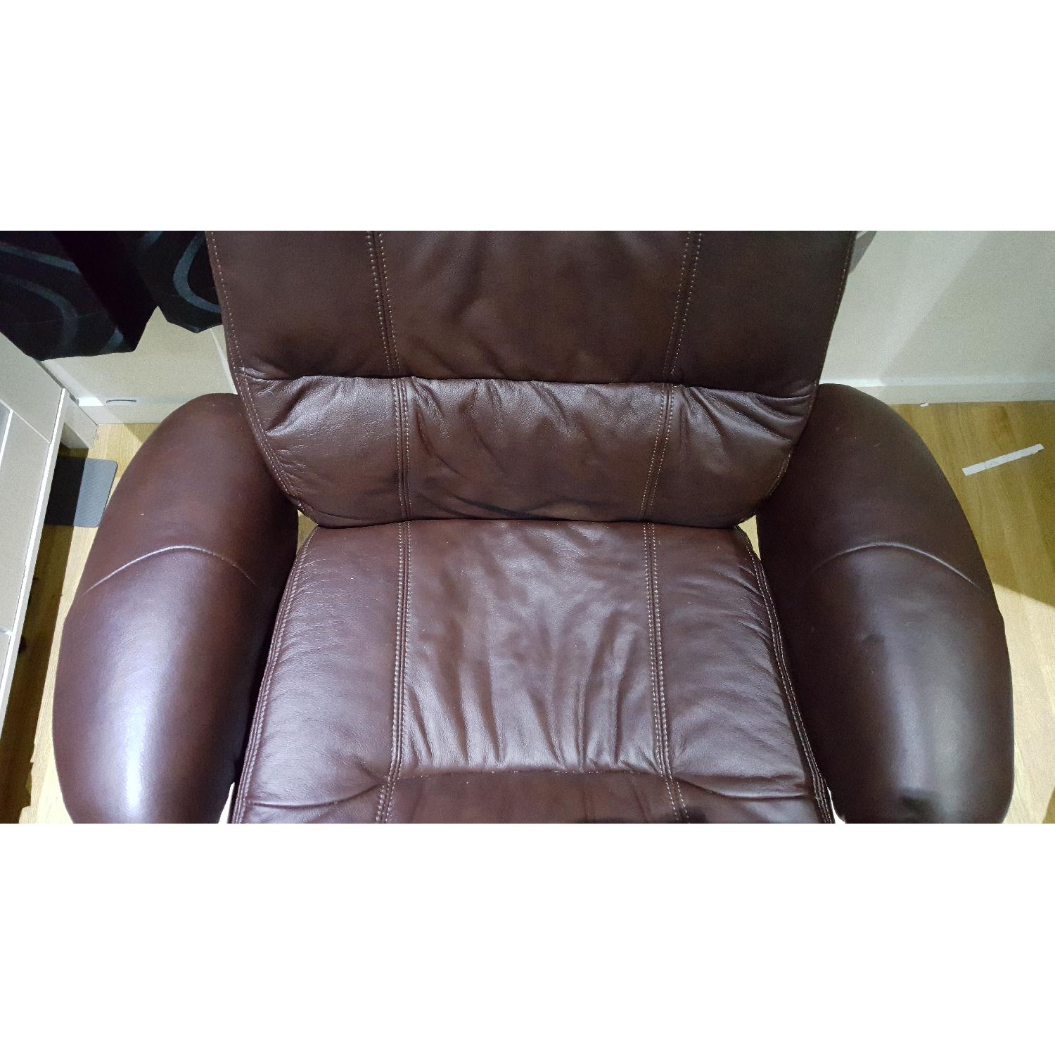 Macy's Aby Leather Recliner Chair & Ottoman AptDeco