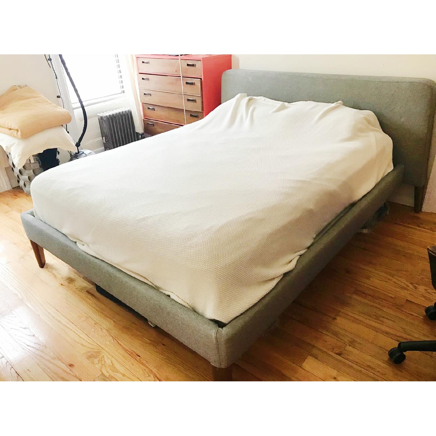 Design Within Reach Queen Bed Frame - image-4