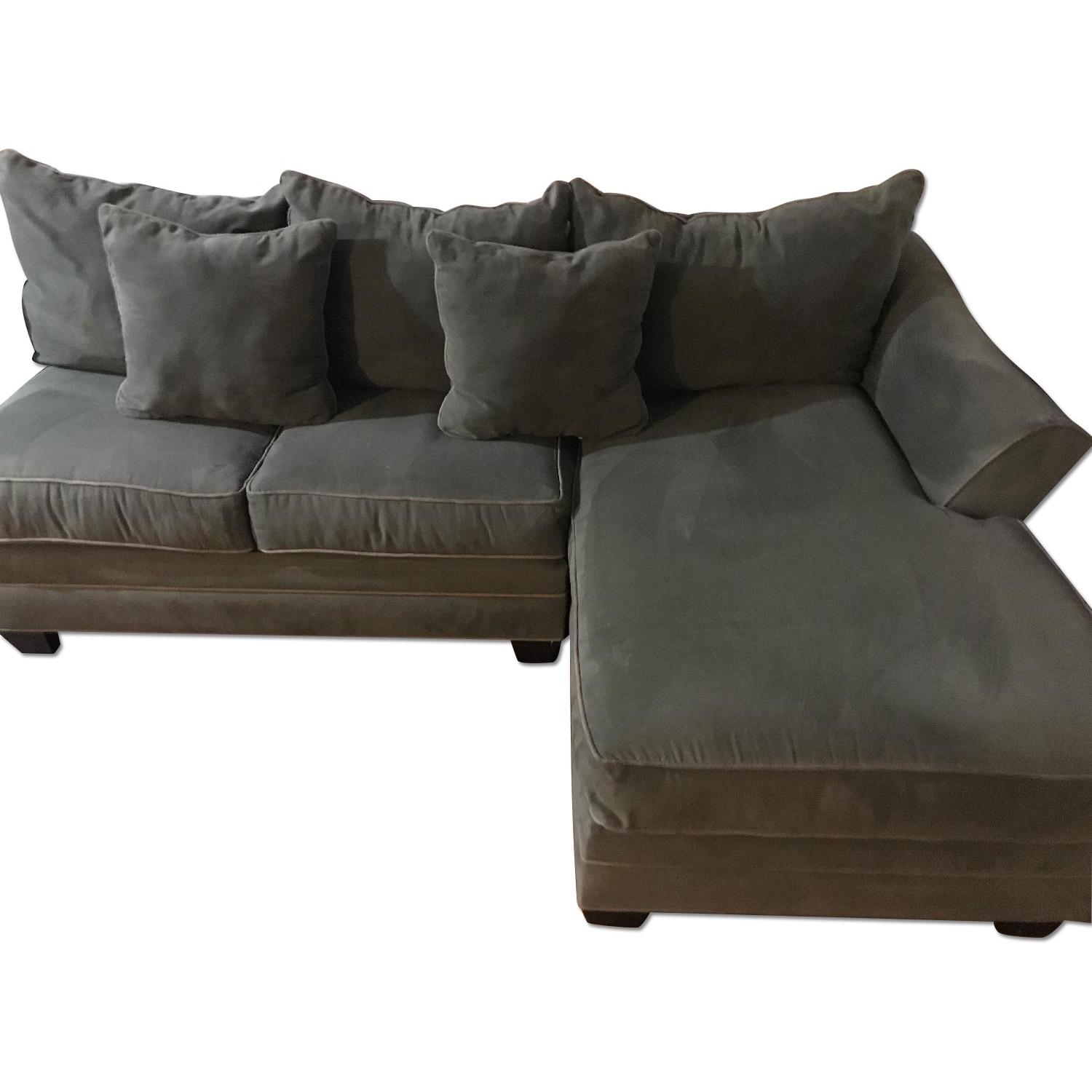 Raymour & Flanigan 3 Piece Sectional Sofa - AptDeco