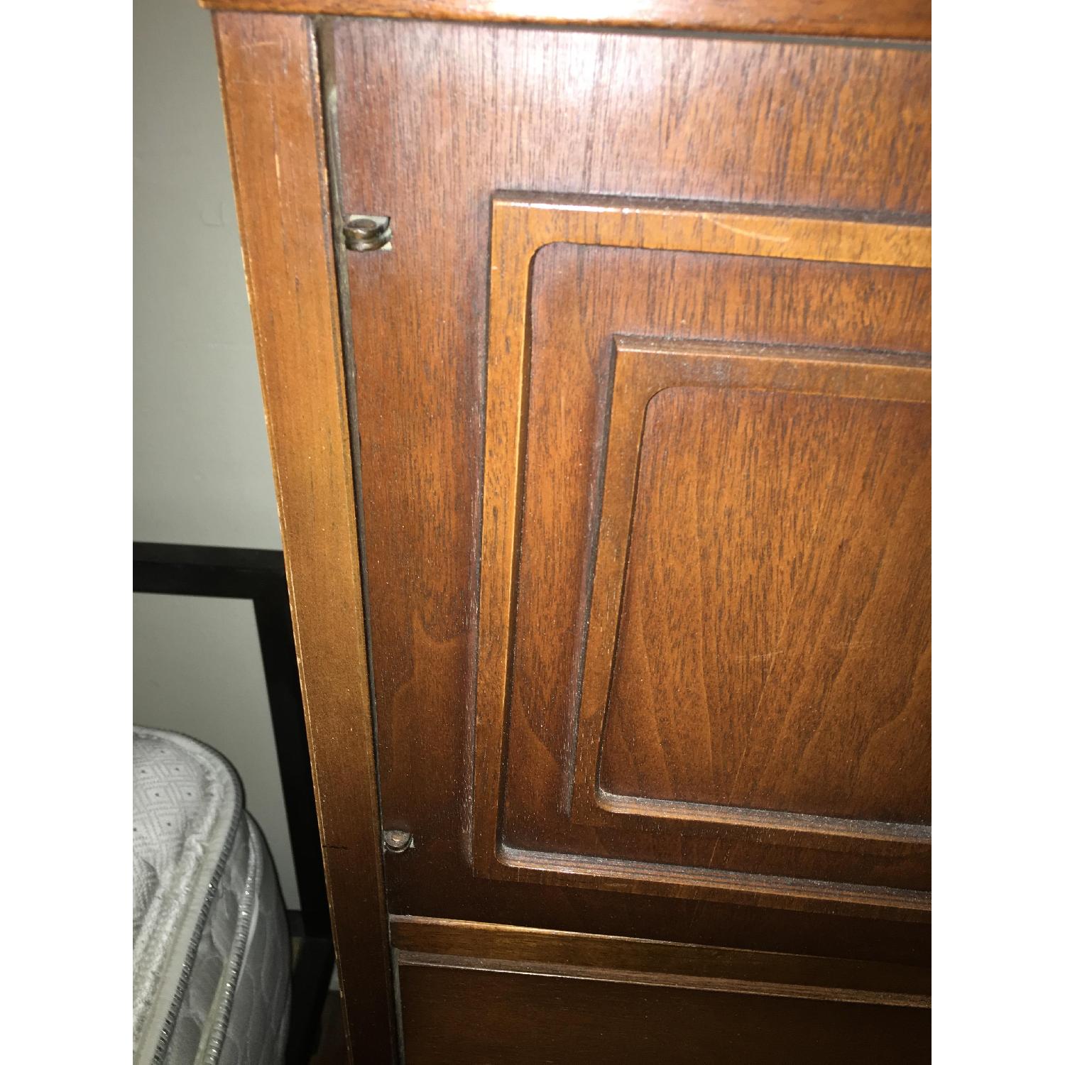 Broyhill Sculptra Vintage Dresser - image-7