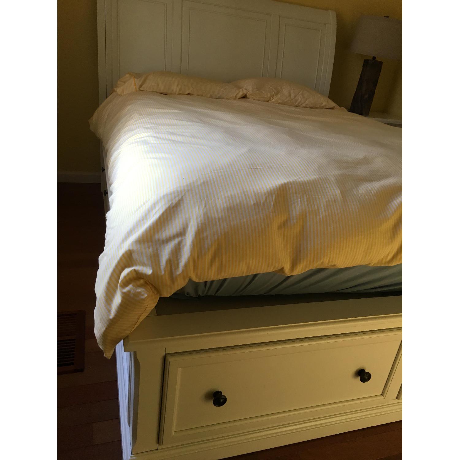 Hanover Queen Storage Bed in White - image-2